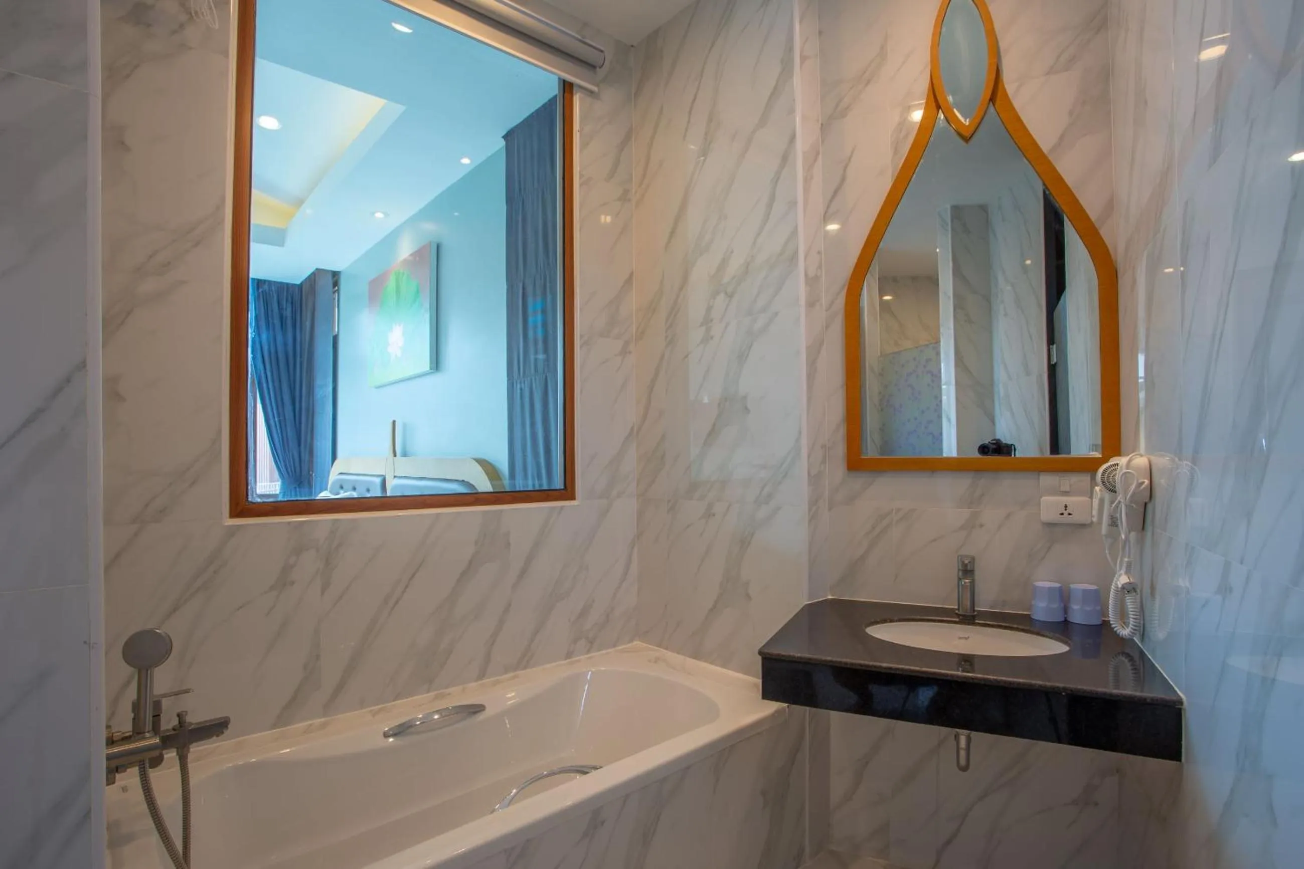 Nakaburi Sanctuary Resort&Spa