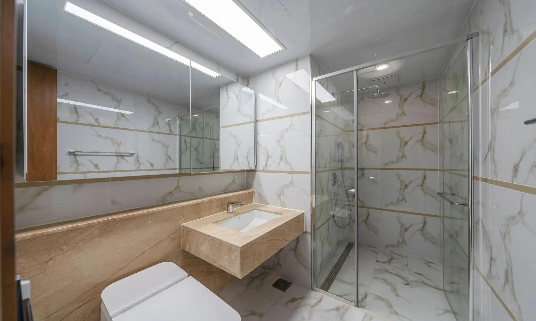 Busan Station BOOKING THE BAY