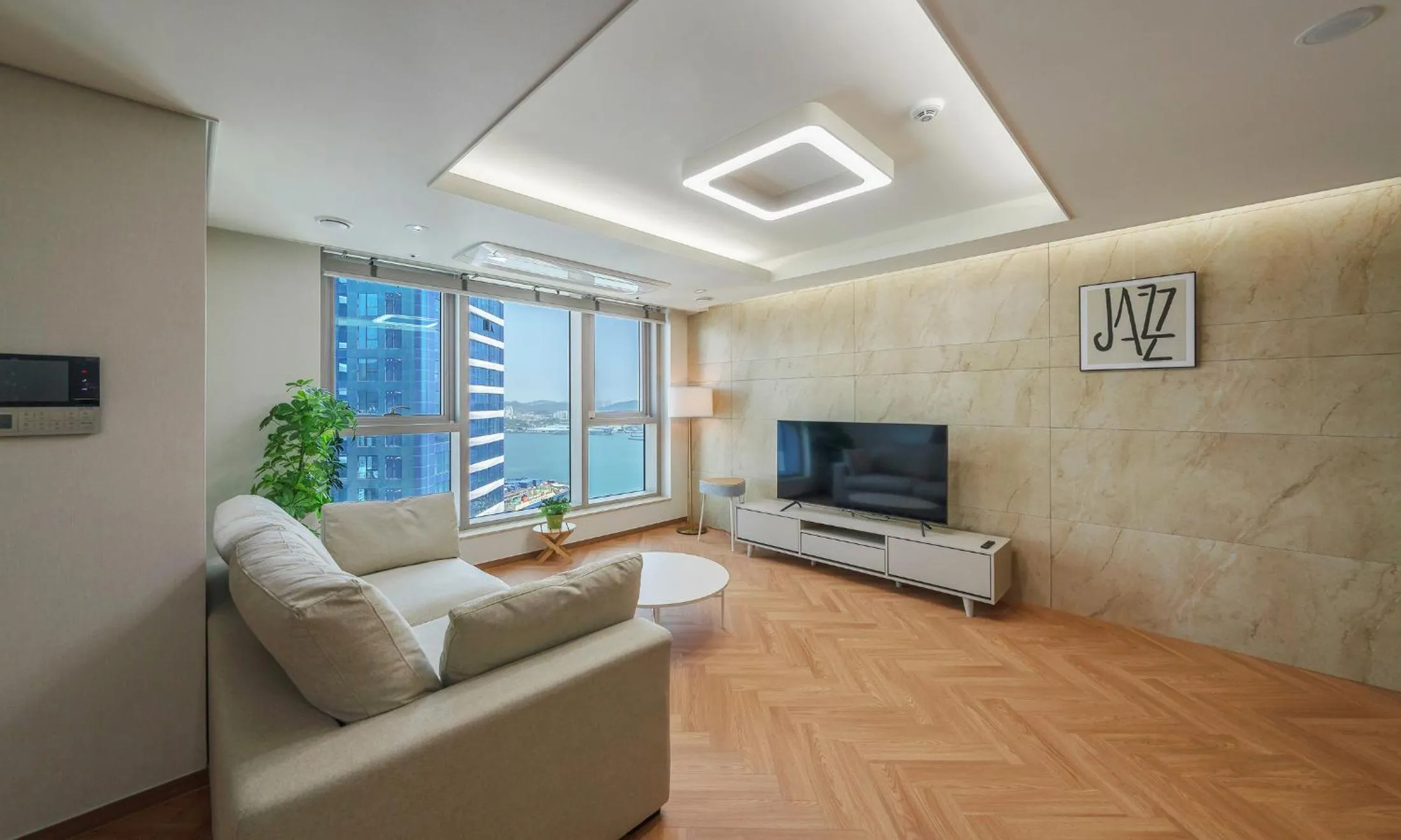 Busan Station BOOKING THE BAY