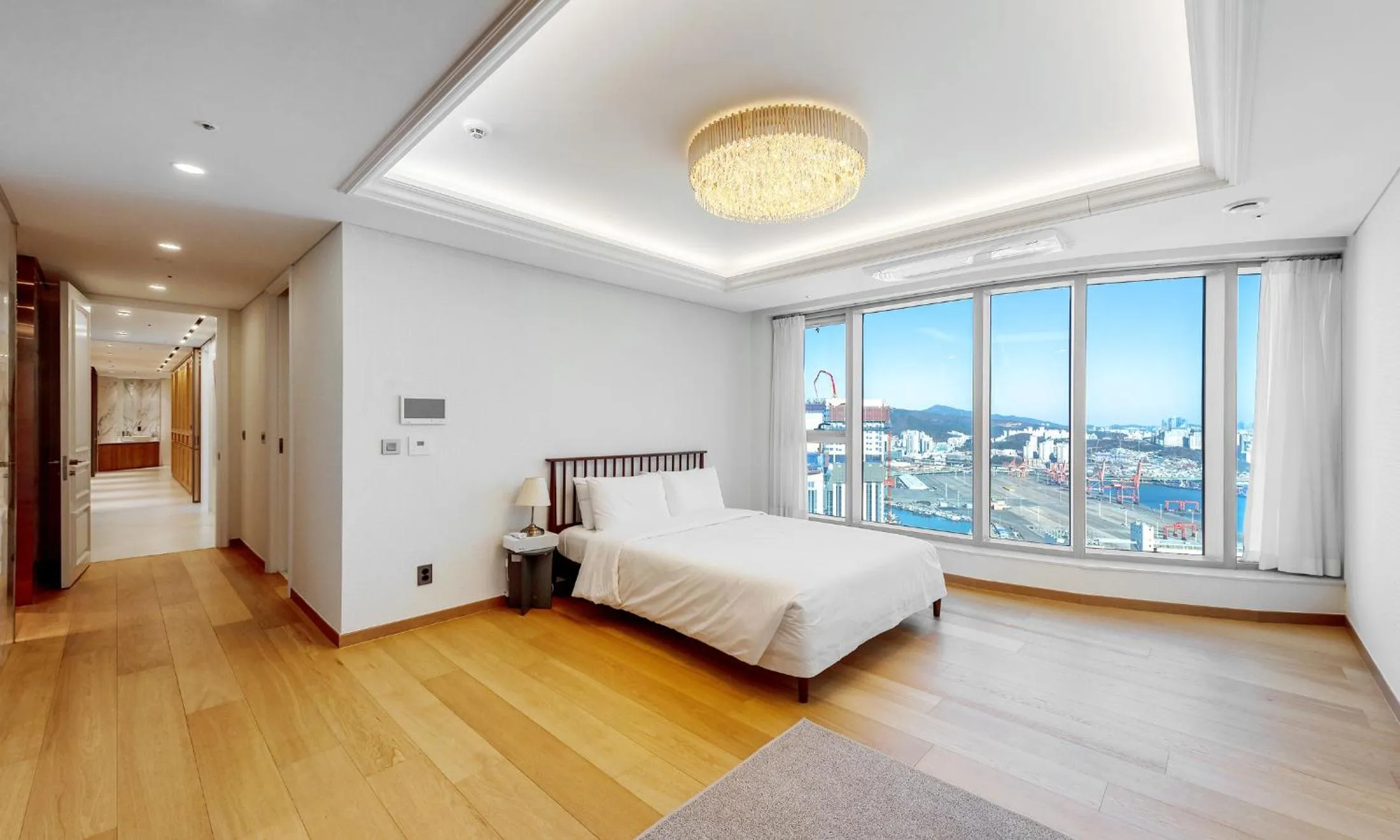 Bed in Busan Station BOOKING THE BAY