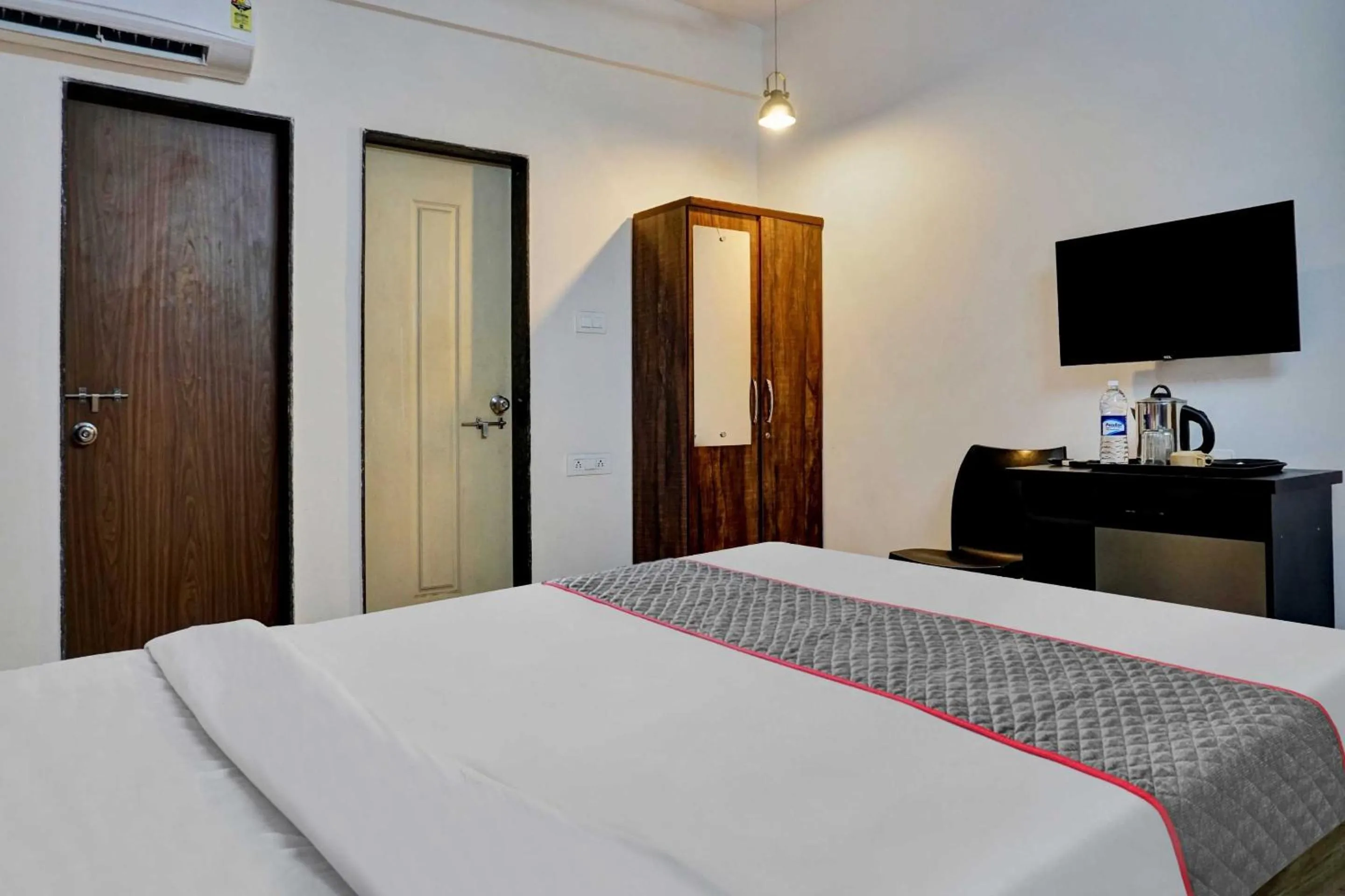 Bedroom, Bed in Super Townhouse Hinjewadi Phase 1