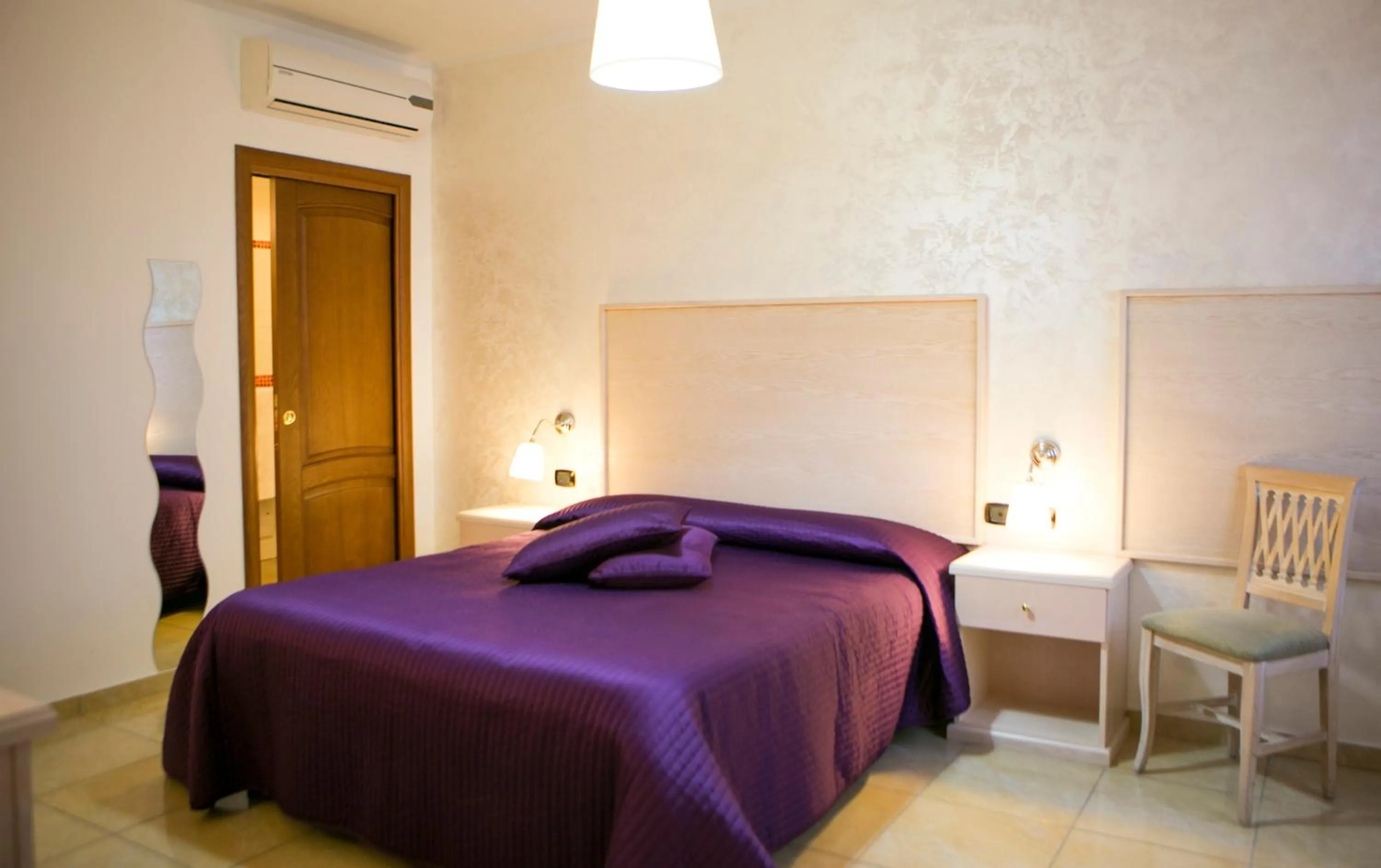 Photo of the whole room, Bed in Hotel Miramare