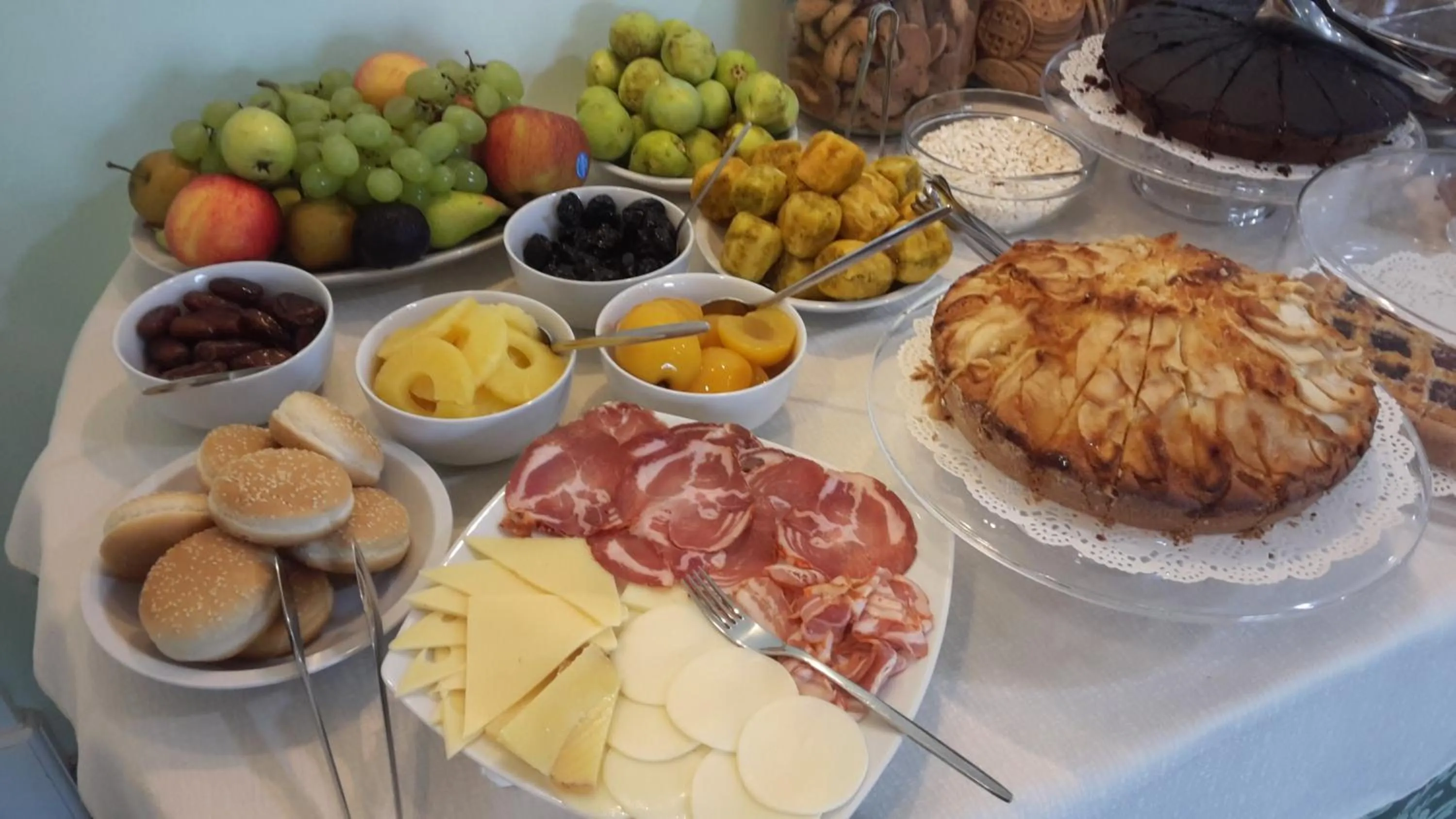 Buffet breakfast in Hotel Miramare