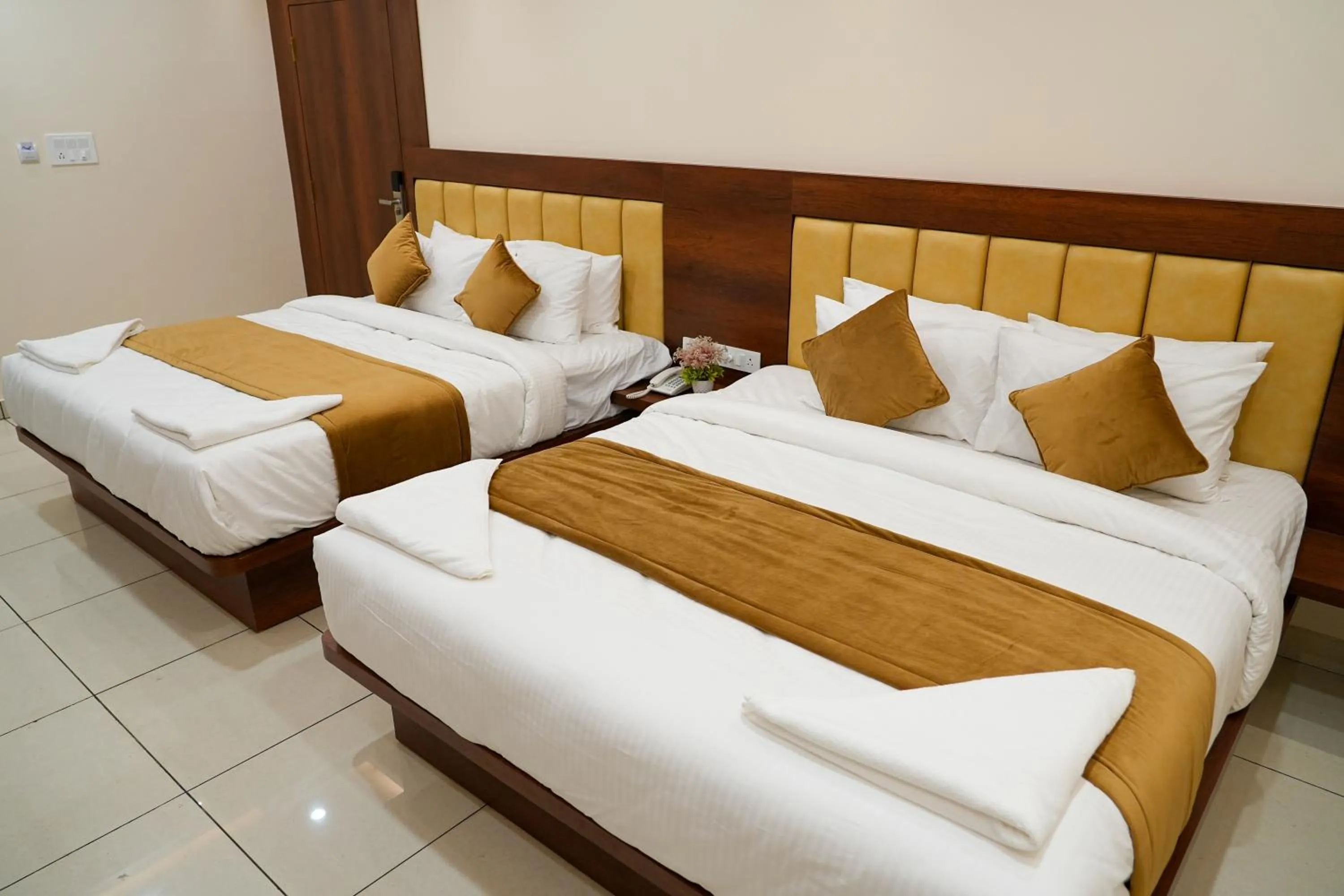 Bed in Sri Krishna Inn - Kempegowda Airport Bangalore
