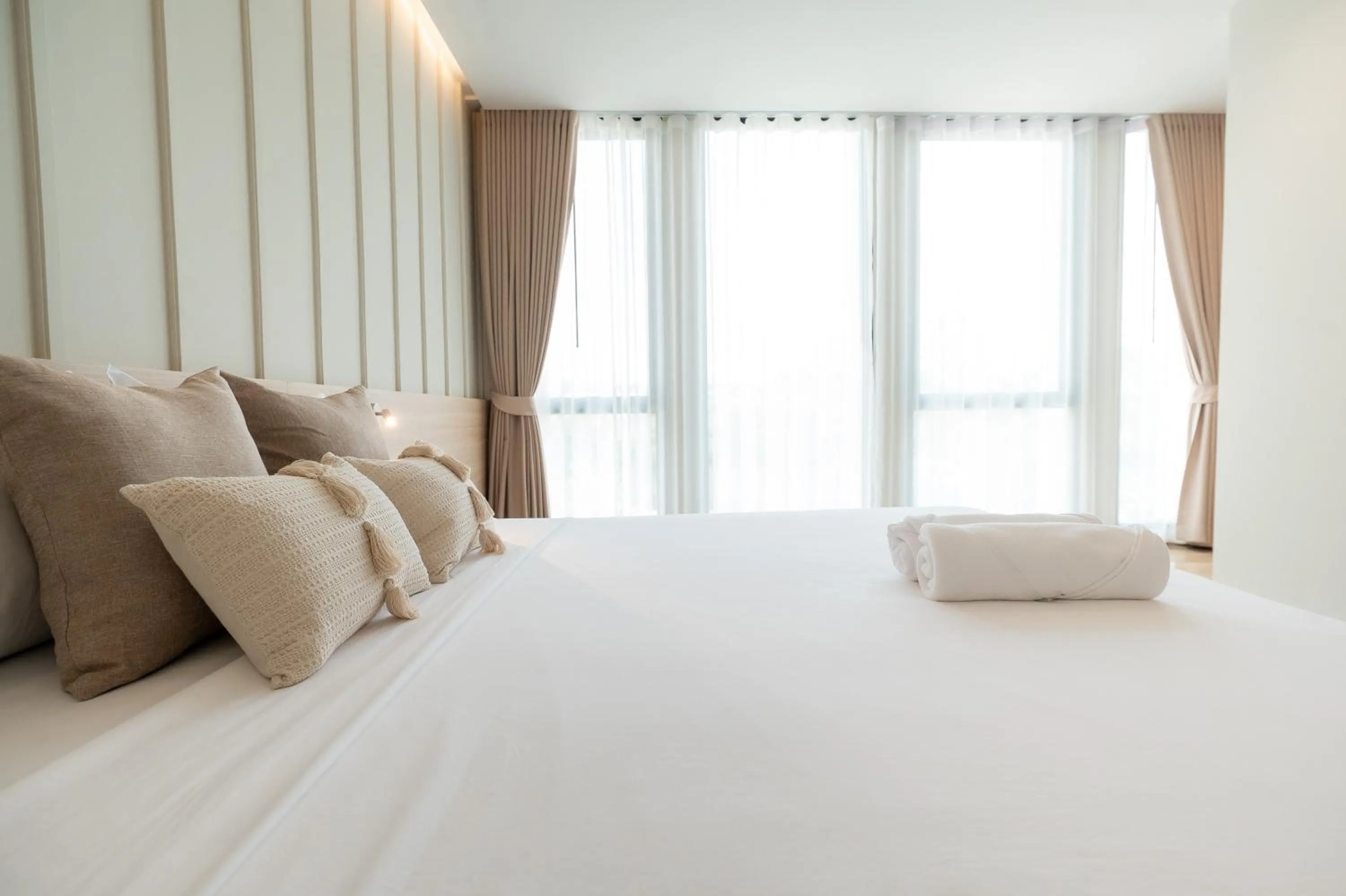 Bed in Pillows boutique hotel