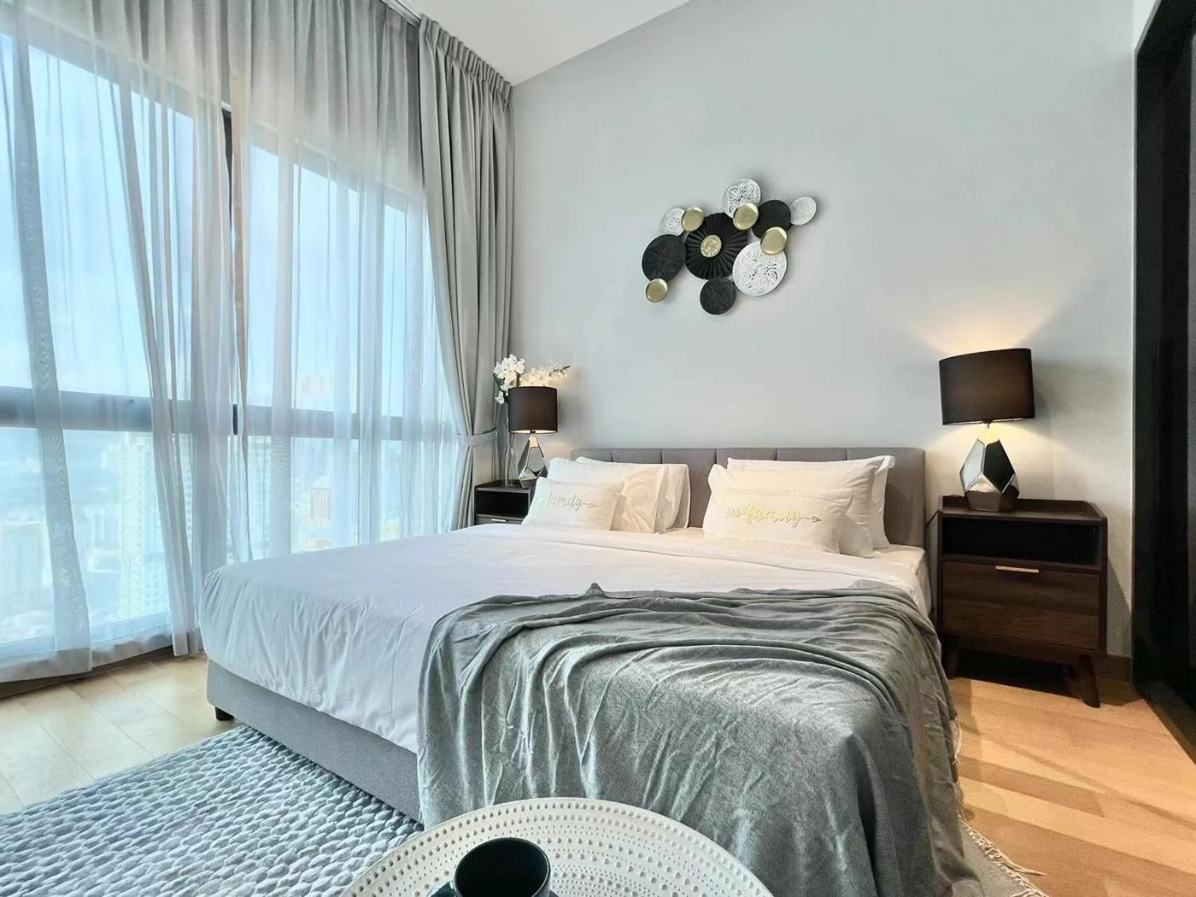 Bed in LUXE Infinitum KLCC by WSD