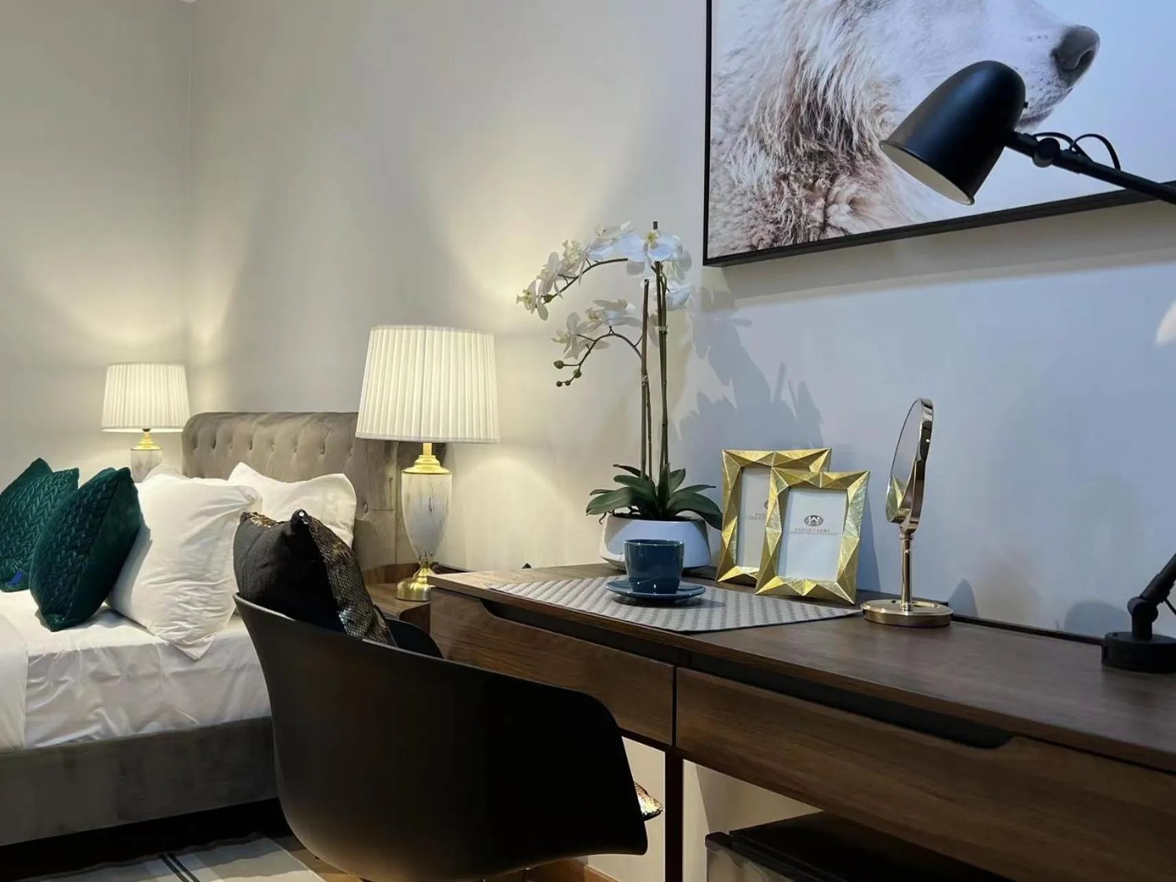 Living room in LUXE Infinitum KLCC by WSD