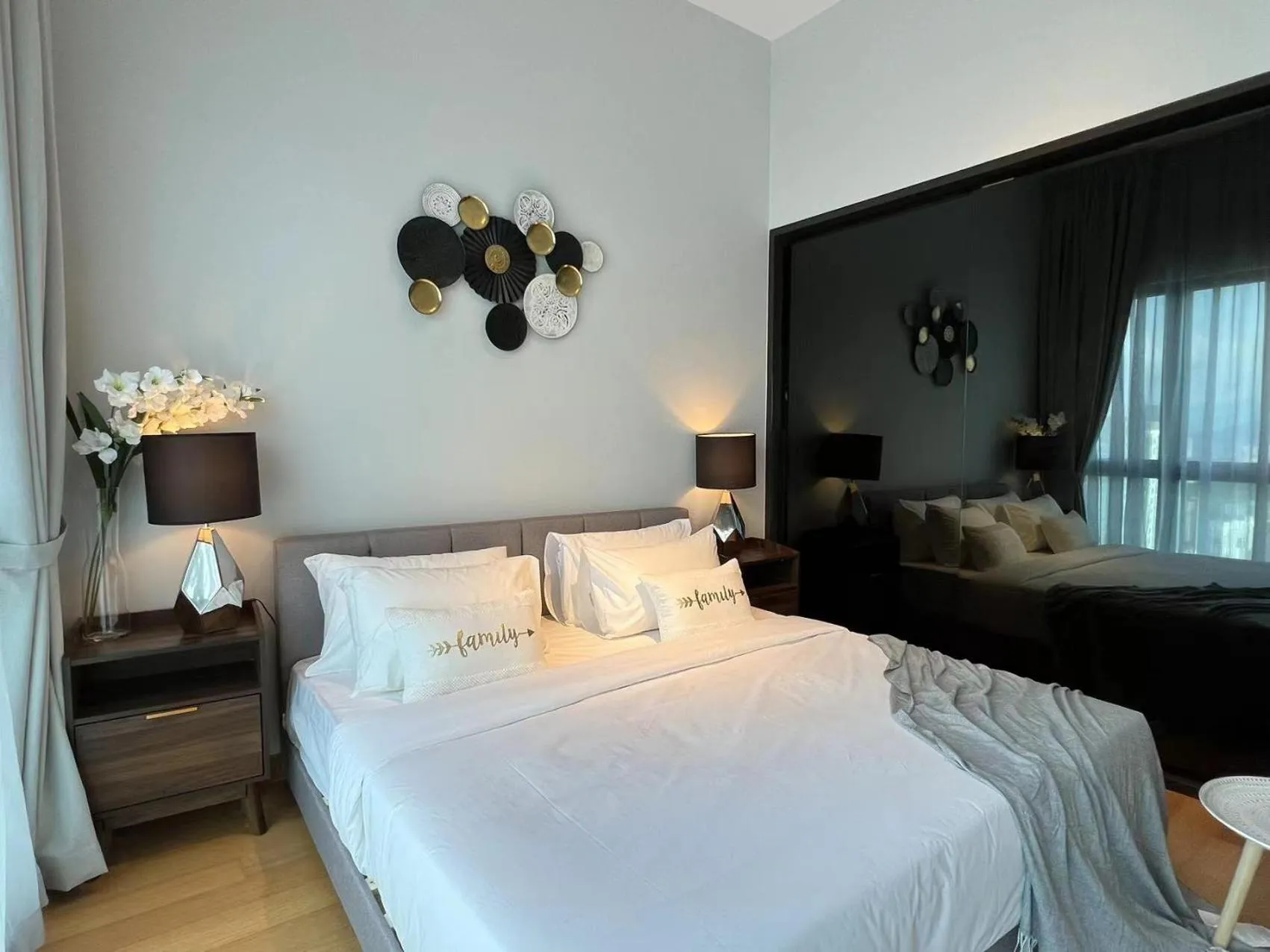 Bed in LUXE Infinitum KLCC by WSD