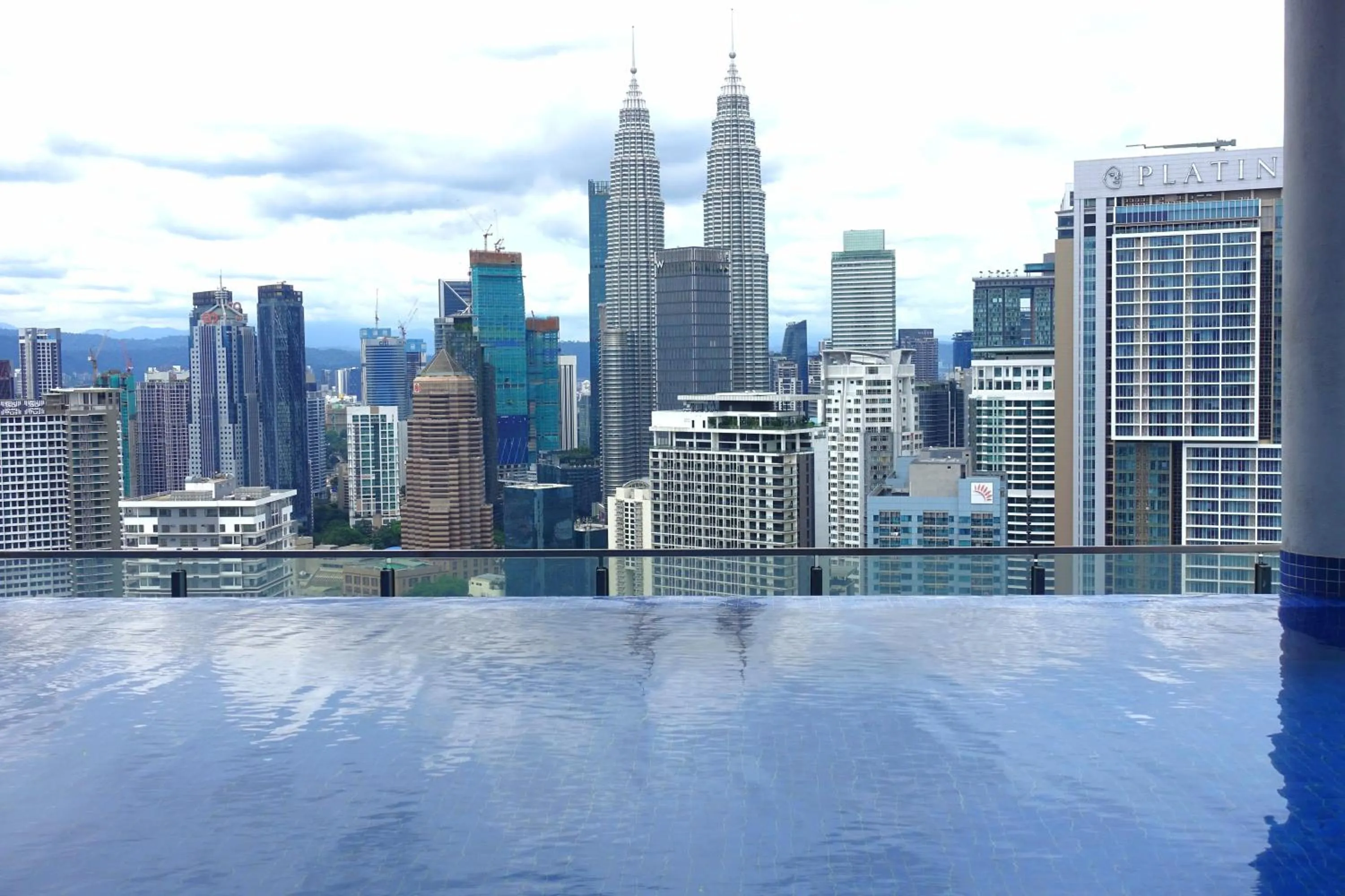 LUXE Infinitum KLCC by WSD