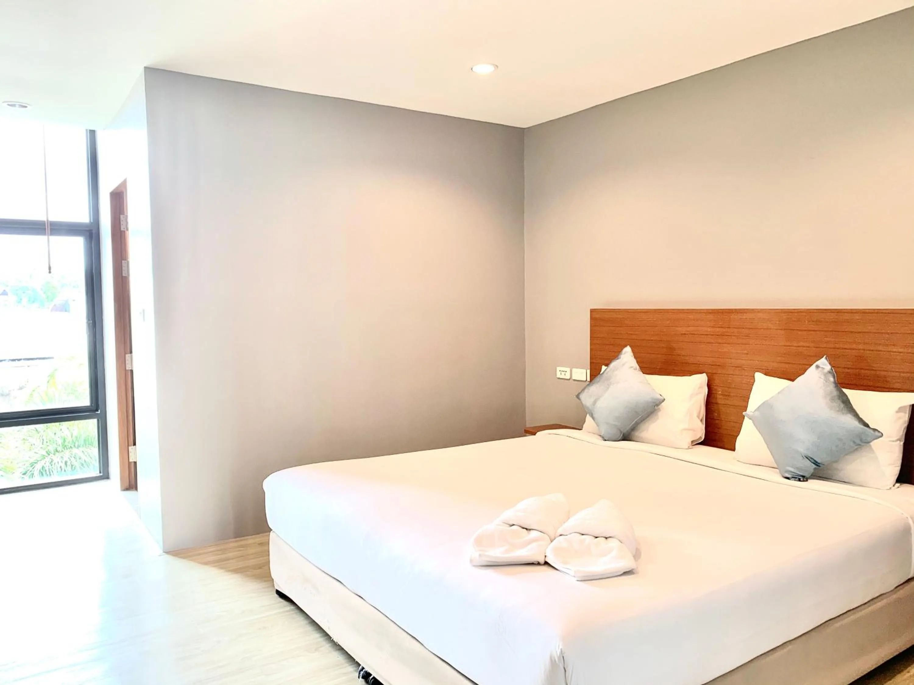 Bedroom, Bed in Behind The Scene Hotel Club @ Samui