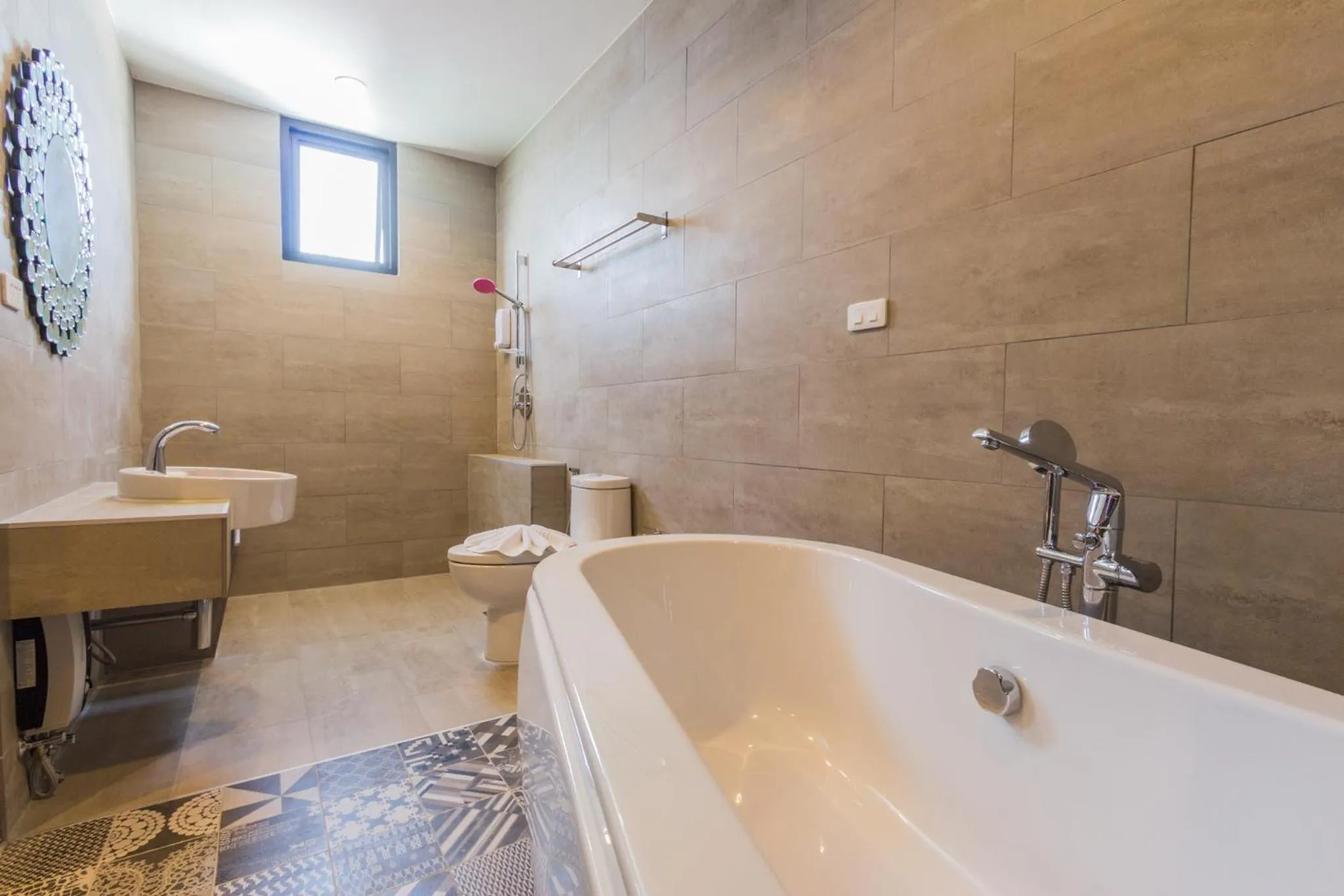 Behind The Scene Hotel Club @ Samui