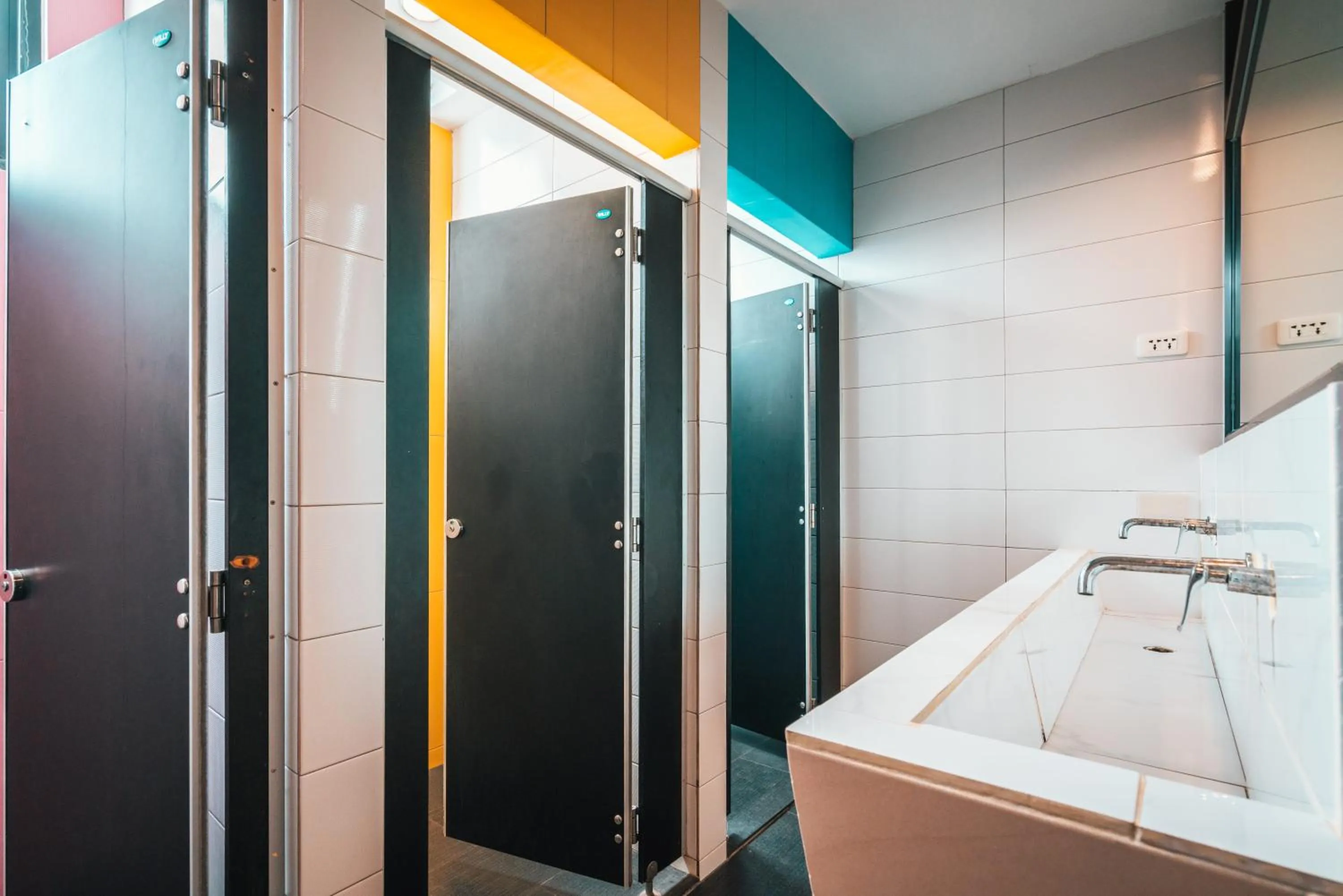 Behind The Scene Hotel Club @ Samui