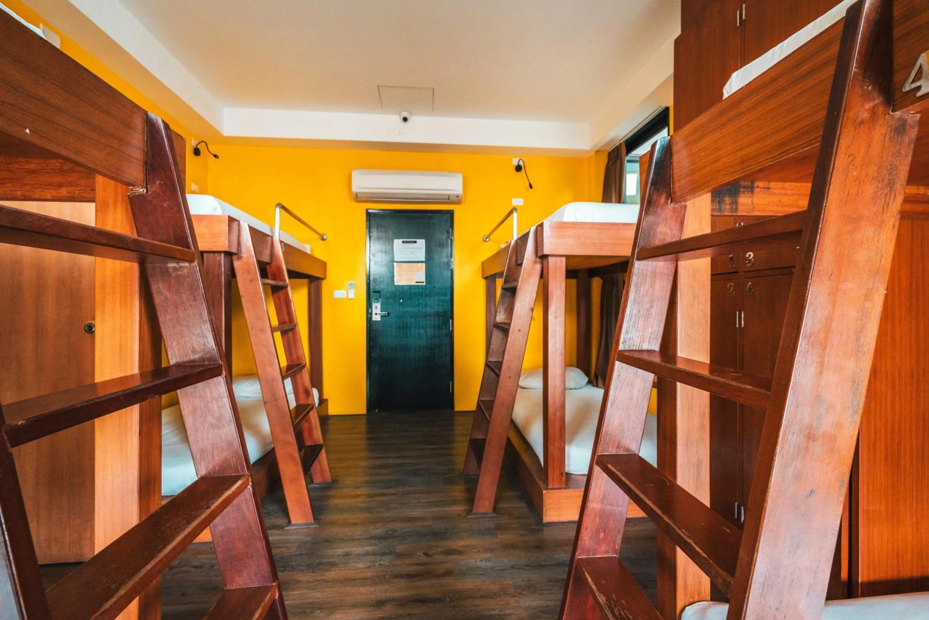 Behind The Scene Hotel Club @ Samui