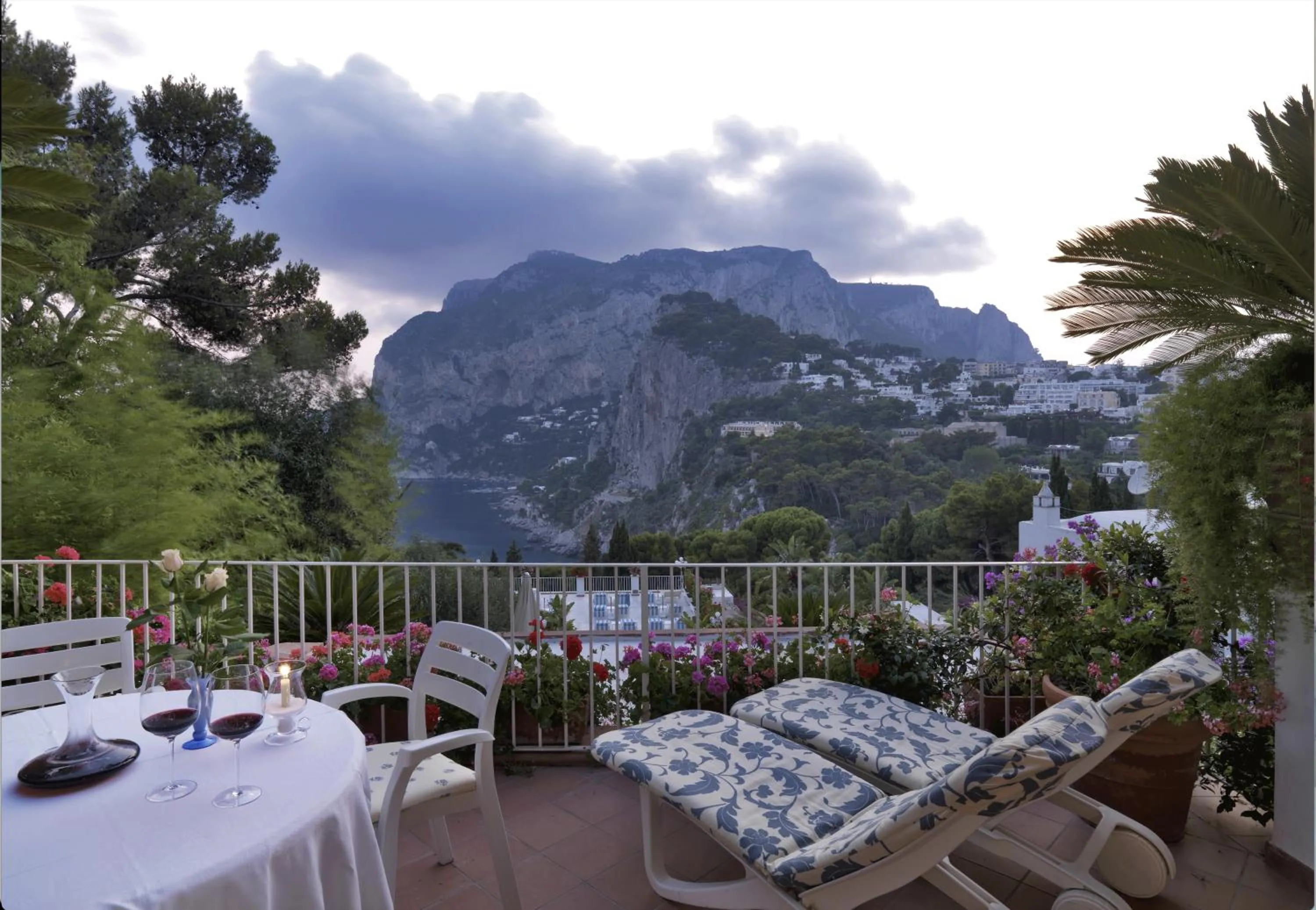 Natural landscape in Hotel Villa Brunella