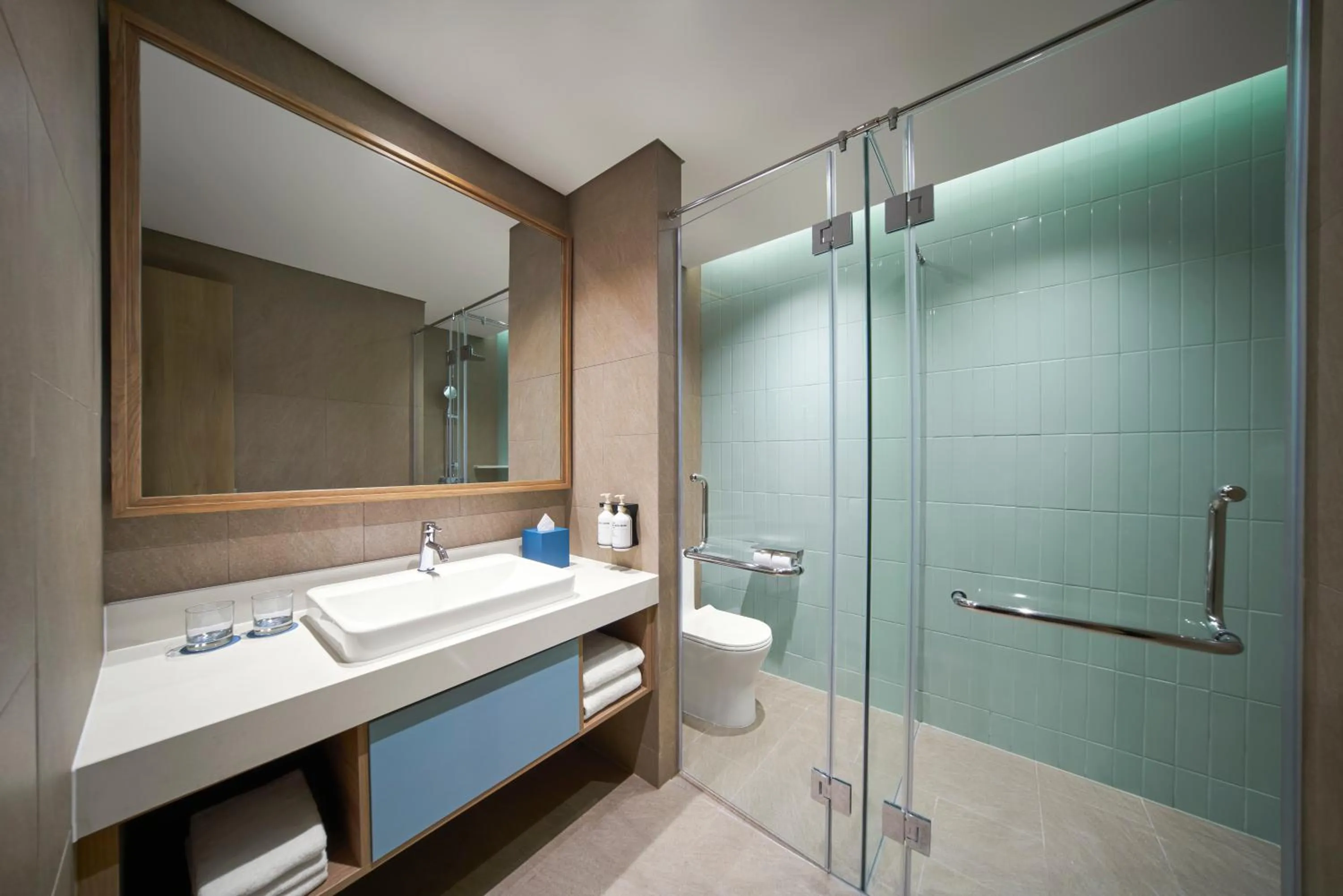 Shower in IXORA Ho Tram By Fusion
