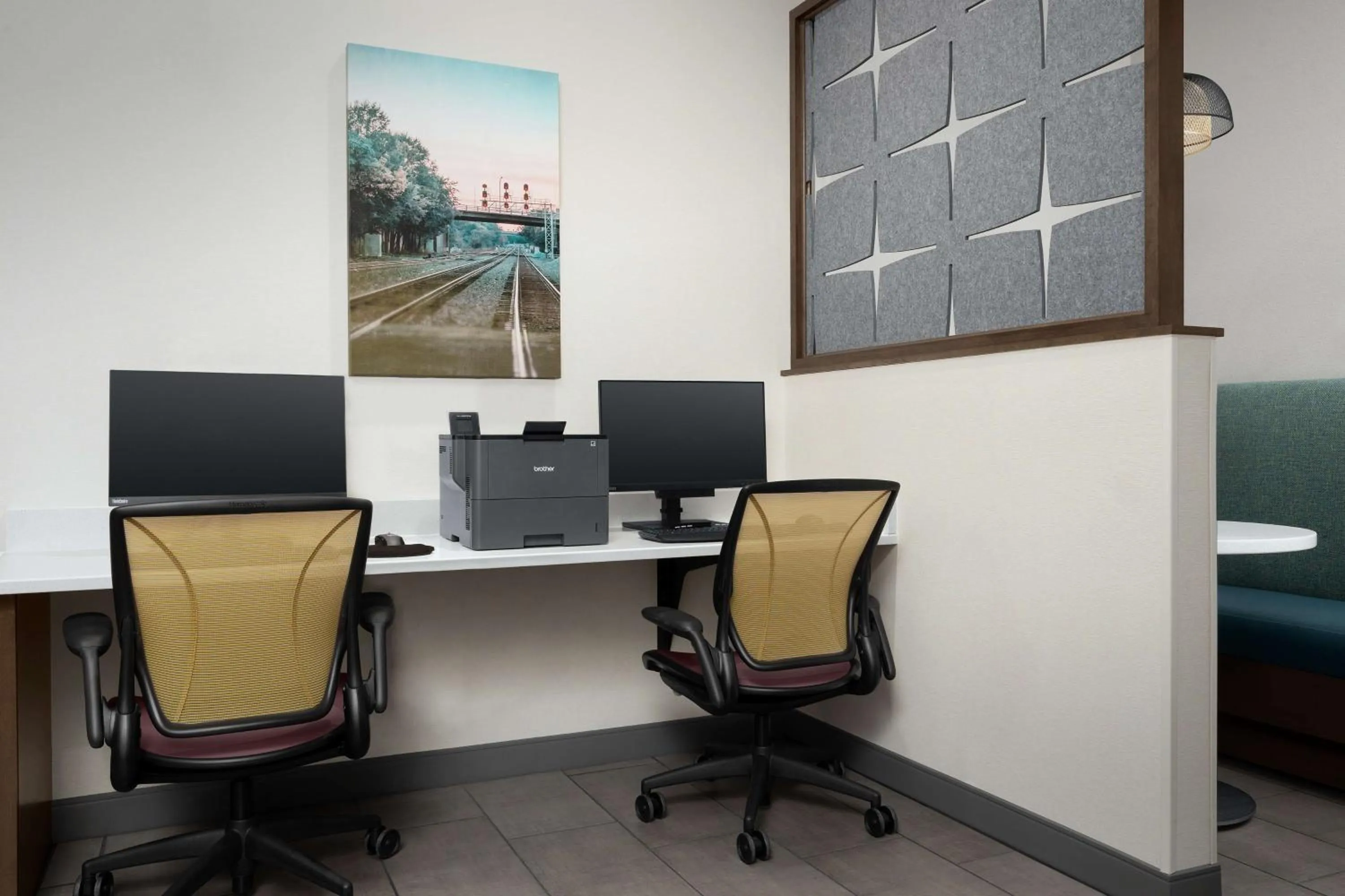 Business facilities in Home2 Suites By Hilton Durham University Medical Center