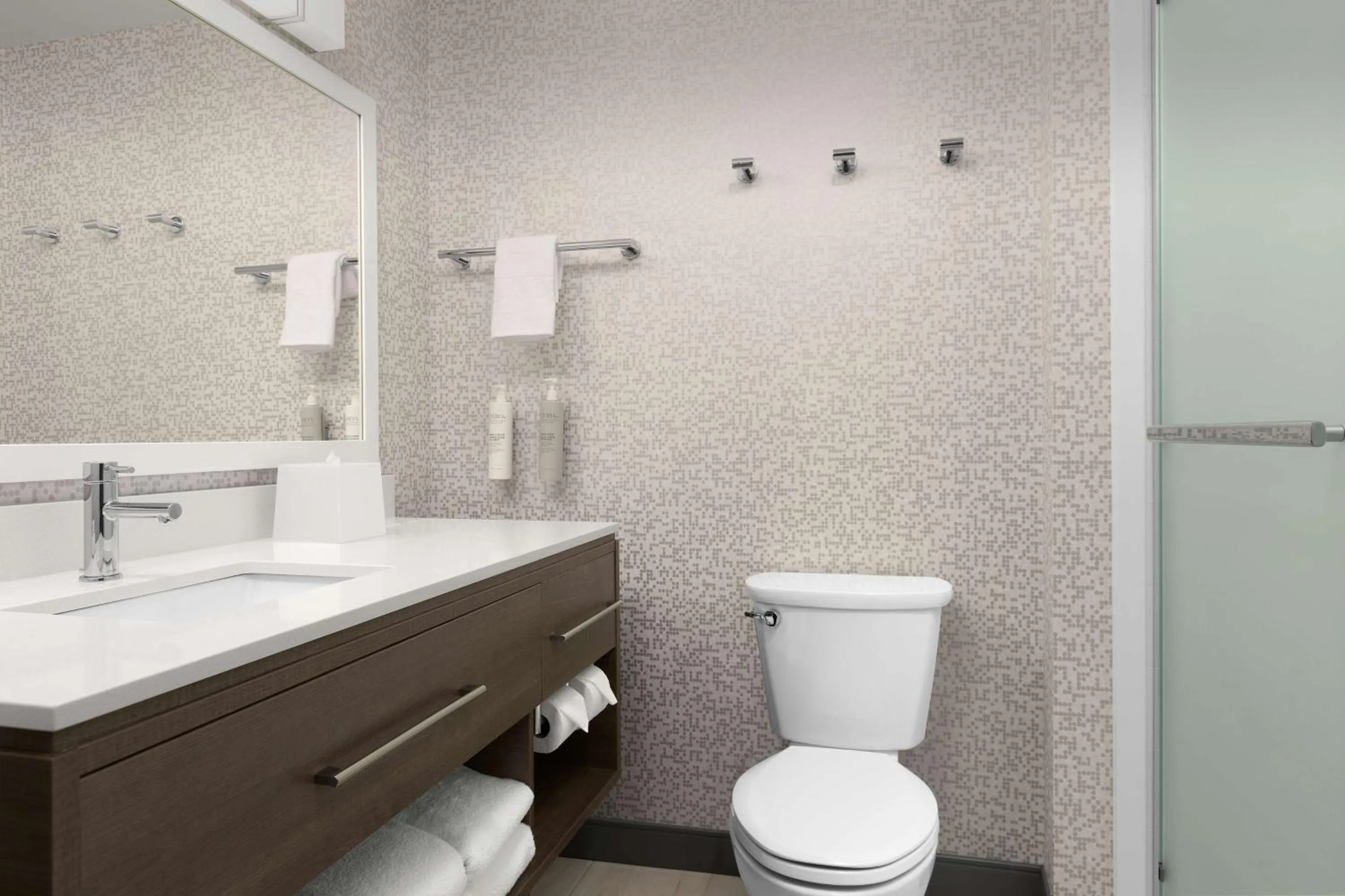 Bathroom in Home2 Suites By Hilton Durham University Medical Center