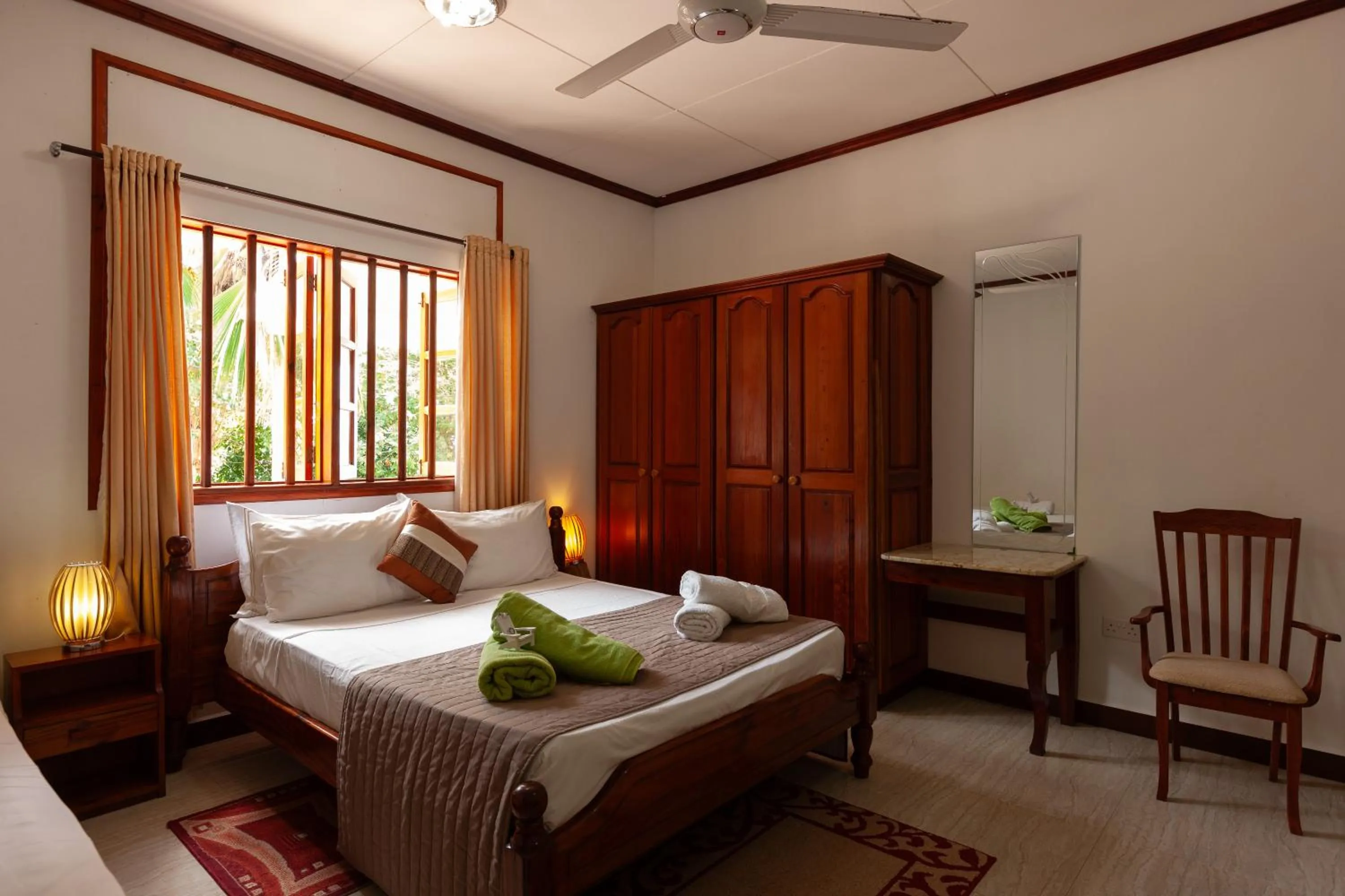 Bed in Villa Anse La Blague