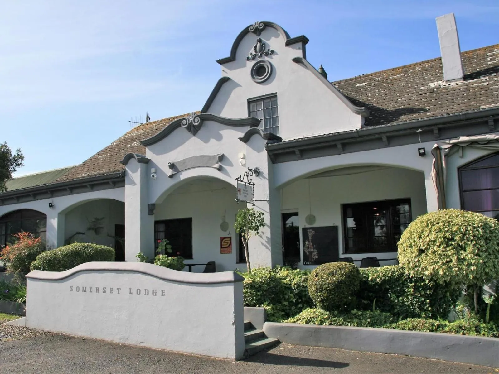 Facade/entrance in Somerset Guest Lodge - Western Cape