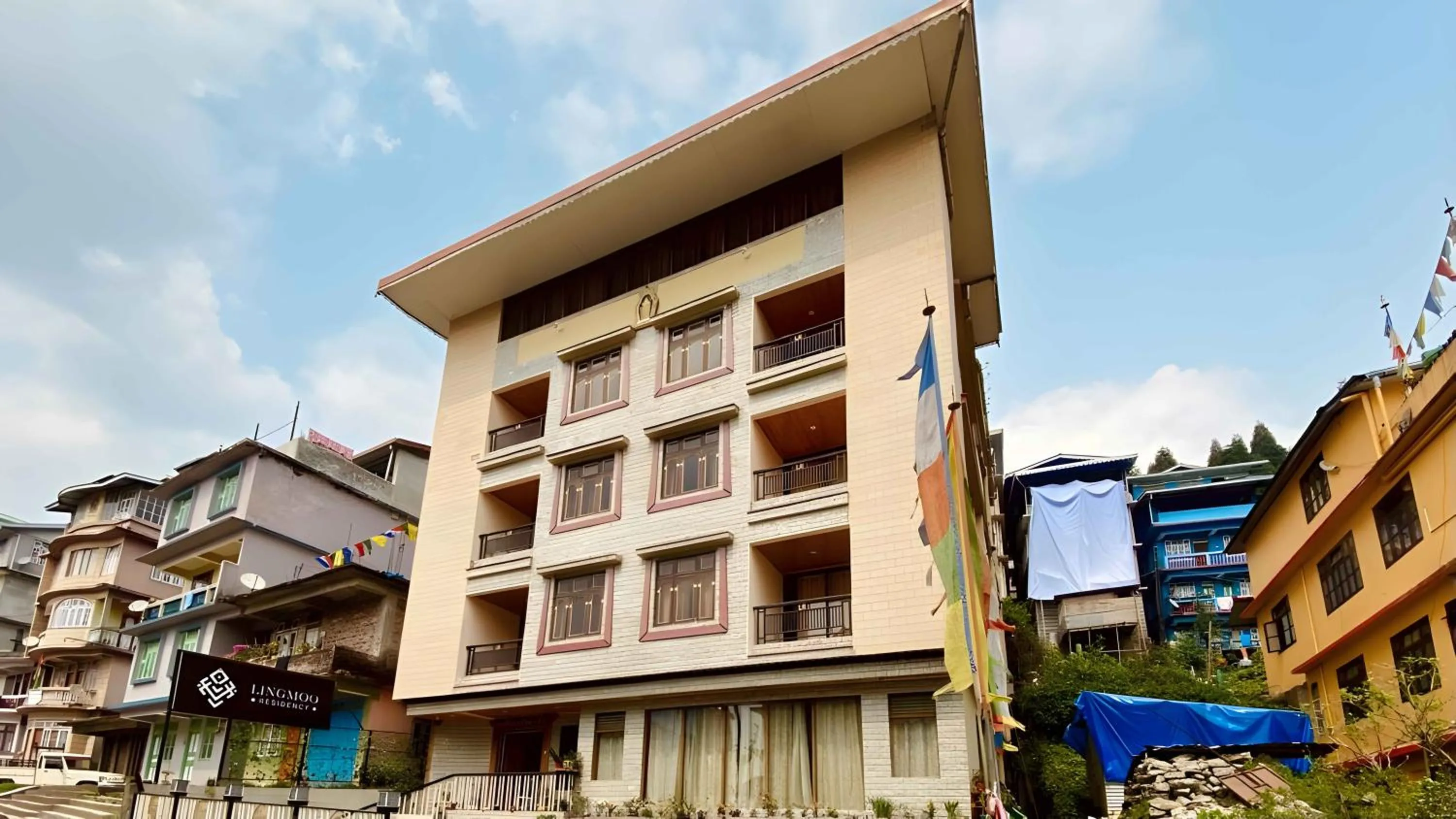 Property building in Lingmoo Residency