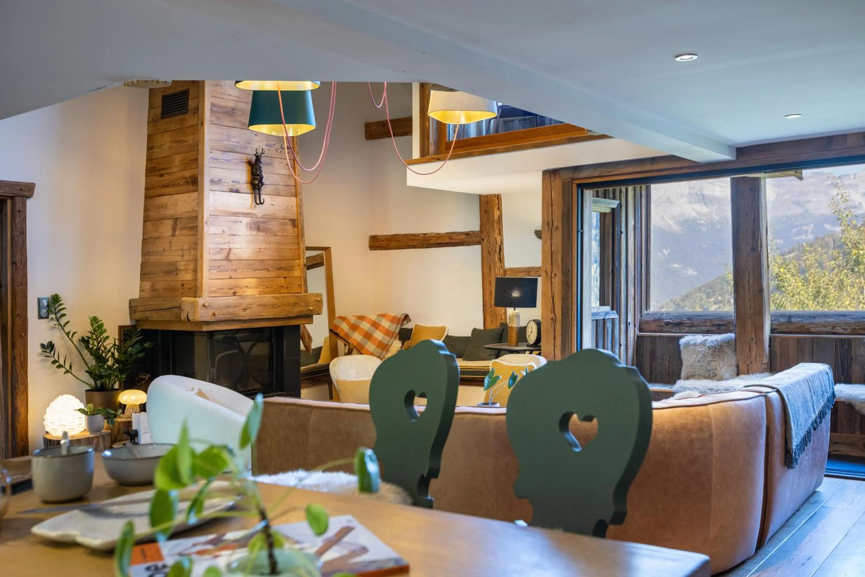 Living room in Wanderful Life MontBlanc refuge haut de gamme