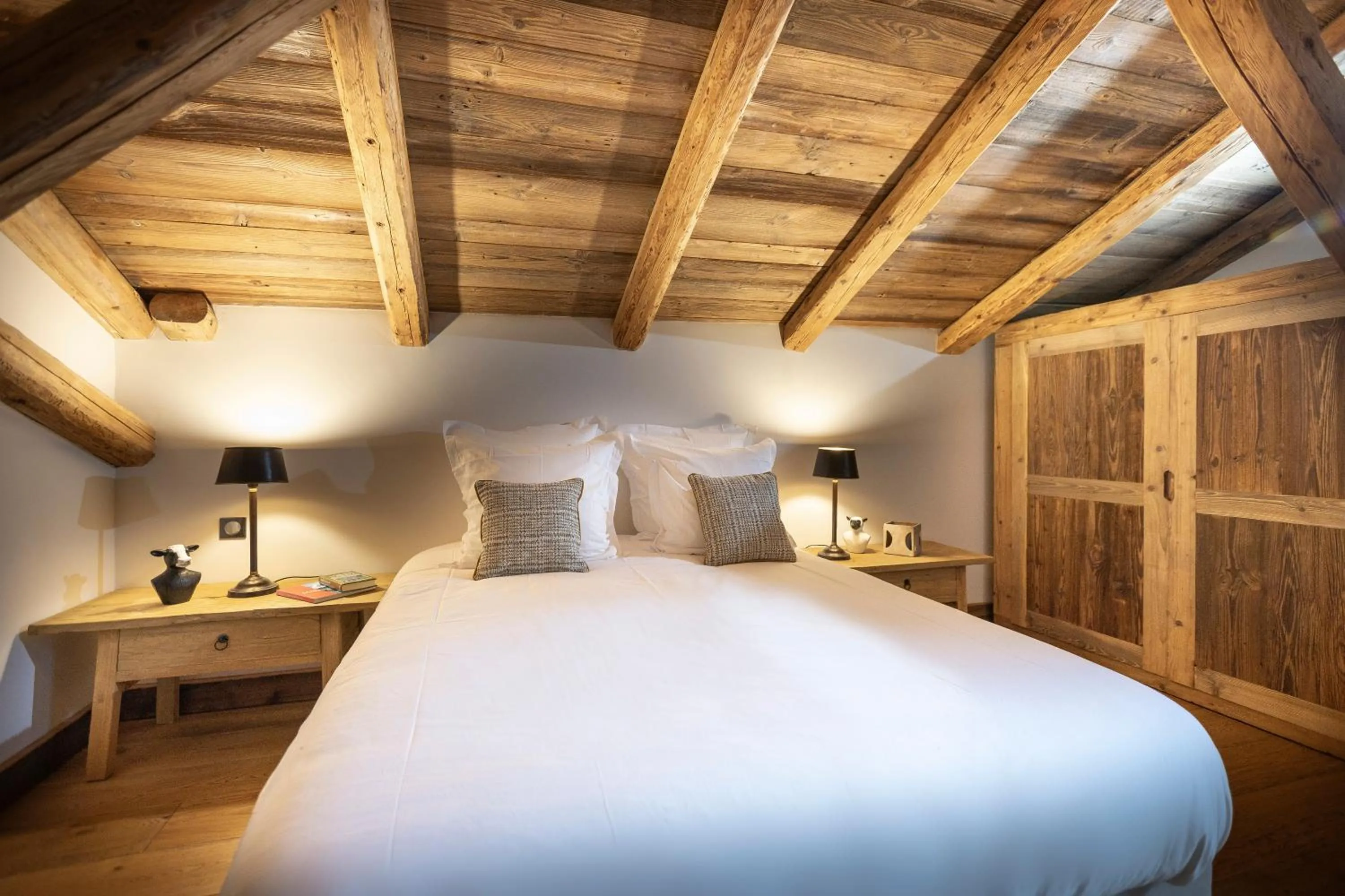 Bedroom, Bed in Wanderful Life MontBlanc refuge haut de gamme