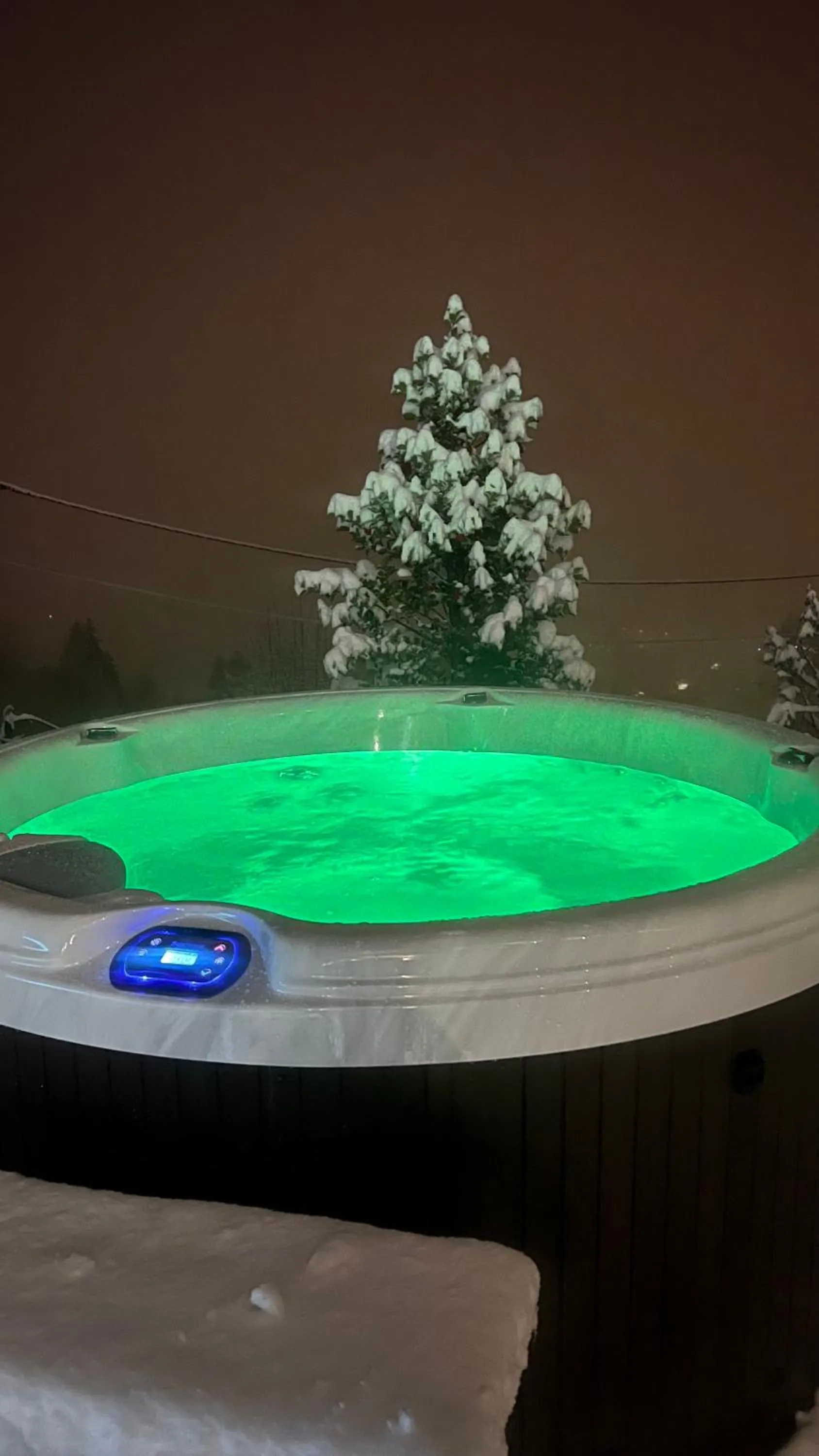 Hot Tub in Wanderful Life MontBlanc refuge haut de gamme
