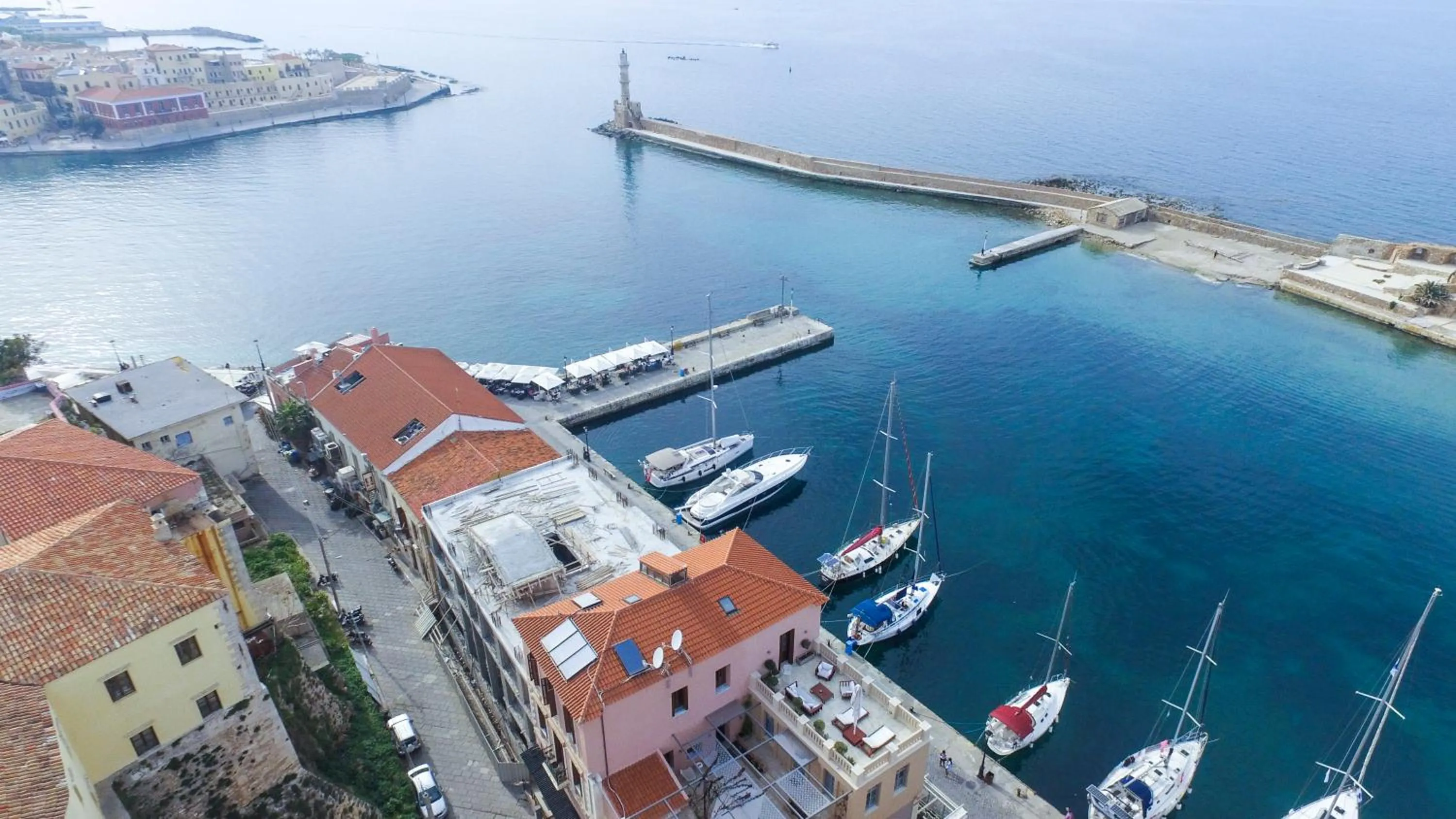 Balcony/Terrace in Ambassadors Residence Boutique Hotel