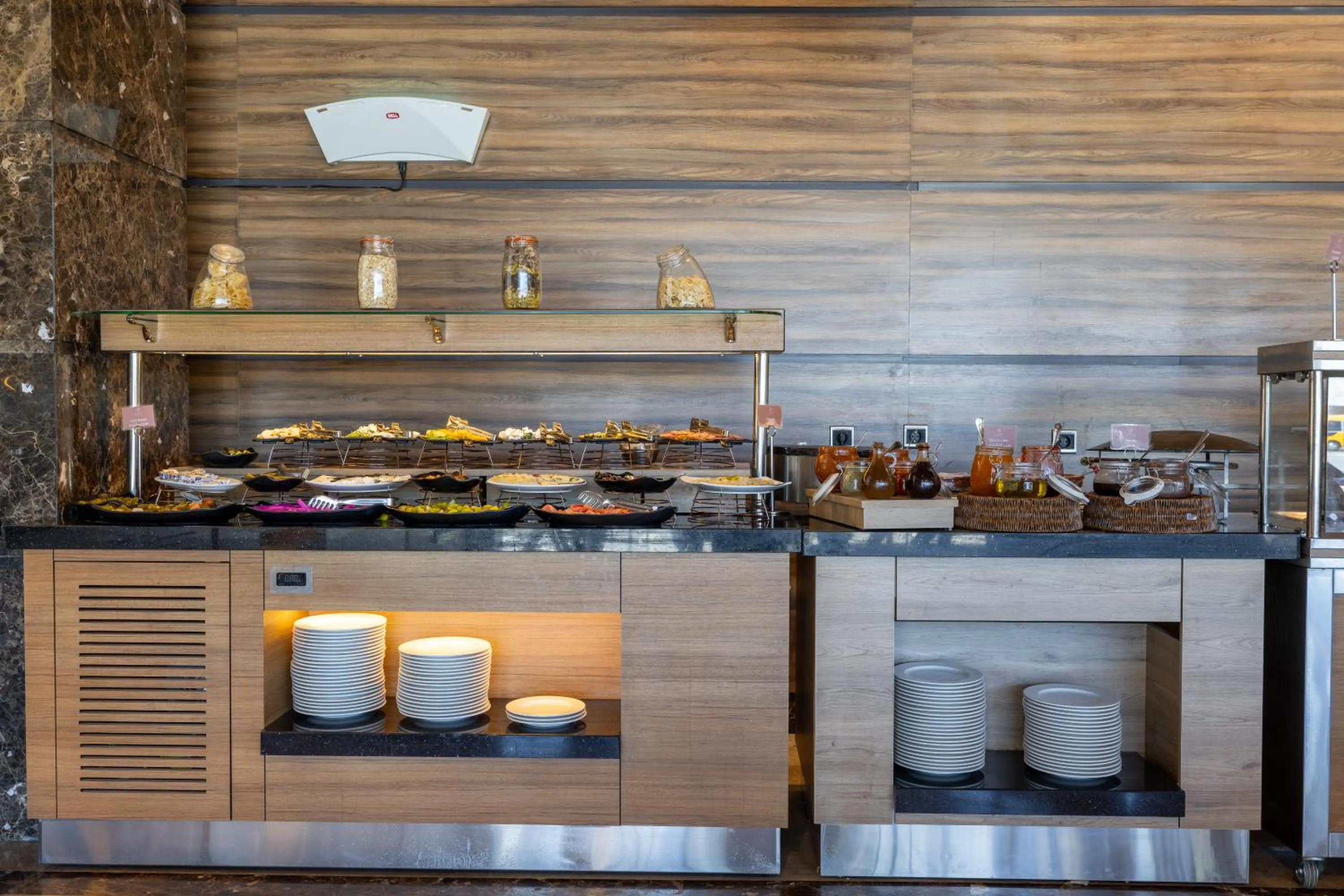 Buffet breakfast in Jeddah Homes Boutique Hotel