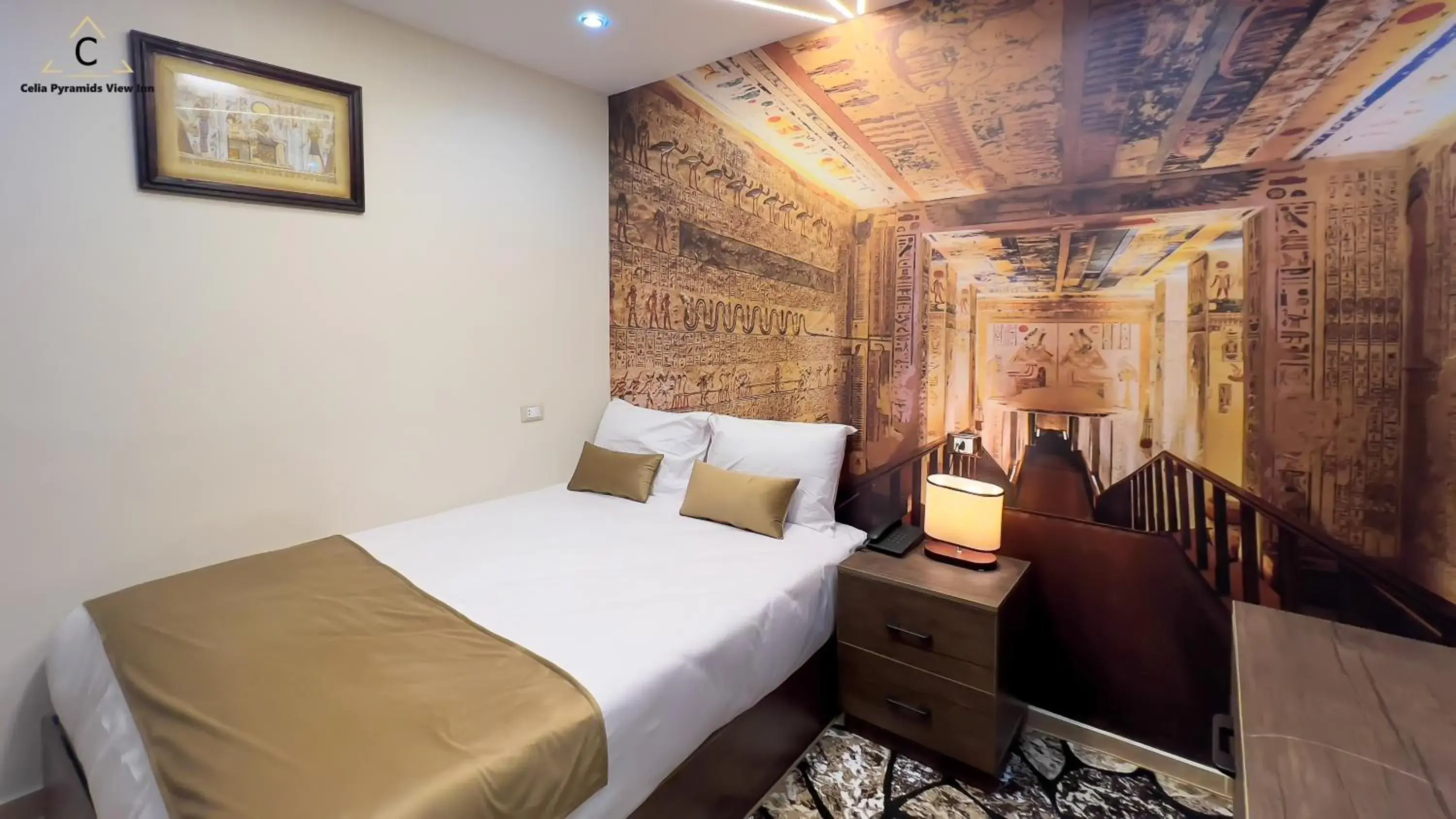 Deluxe Room in Celia Pyramids View inn Deluxe Room in Celia Pyramids View inn