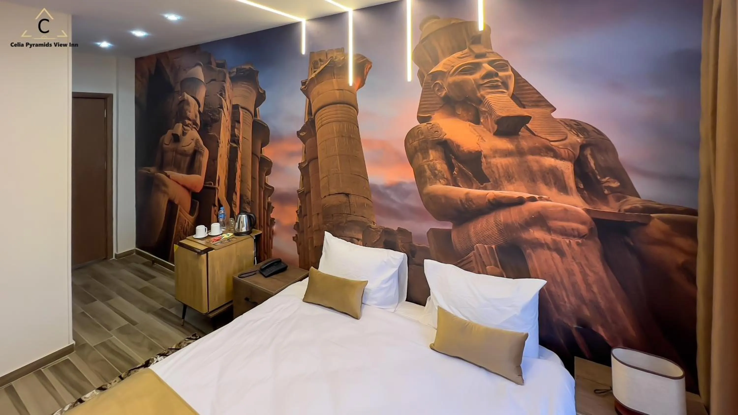 Bedroom, Bed in Celia Pyramids View inn