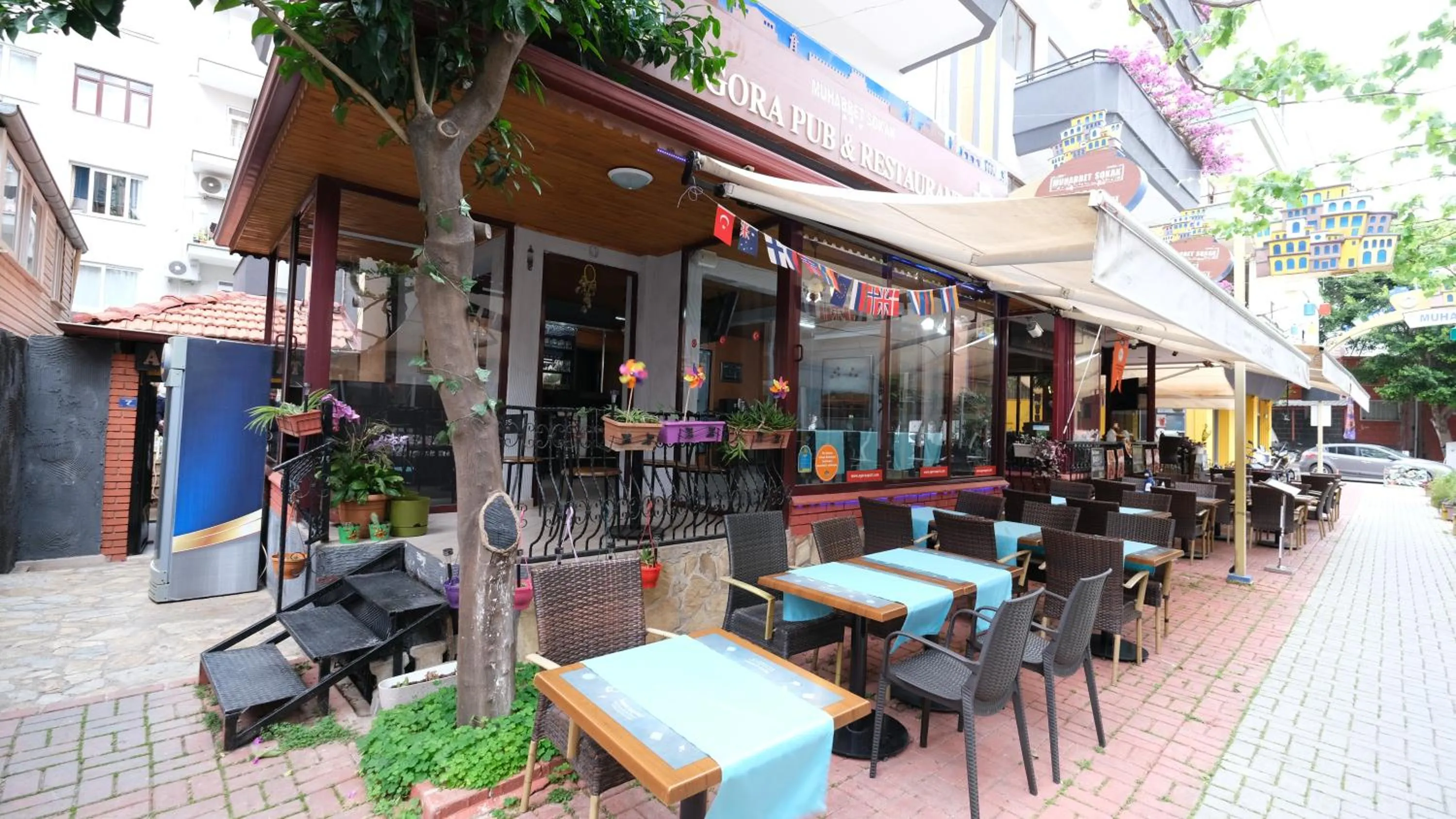 Restaurant/places to eat in Agora Boutique Apart Hotel