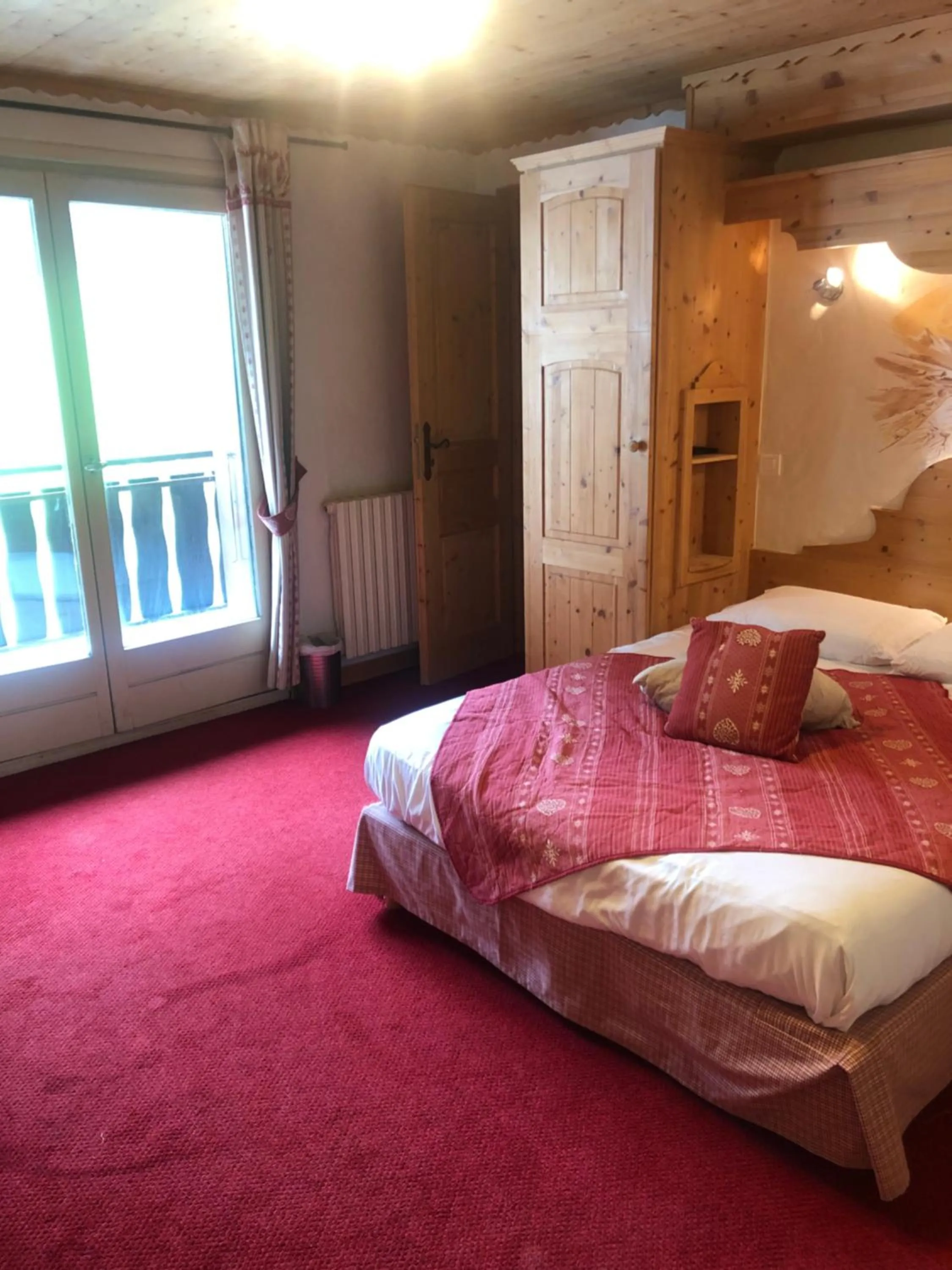 Property building, Bed in Hôtel la Kinkerne