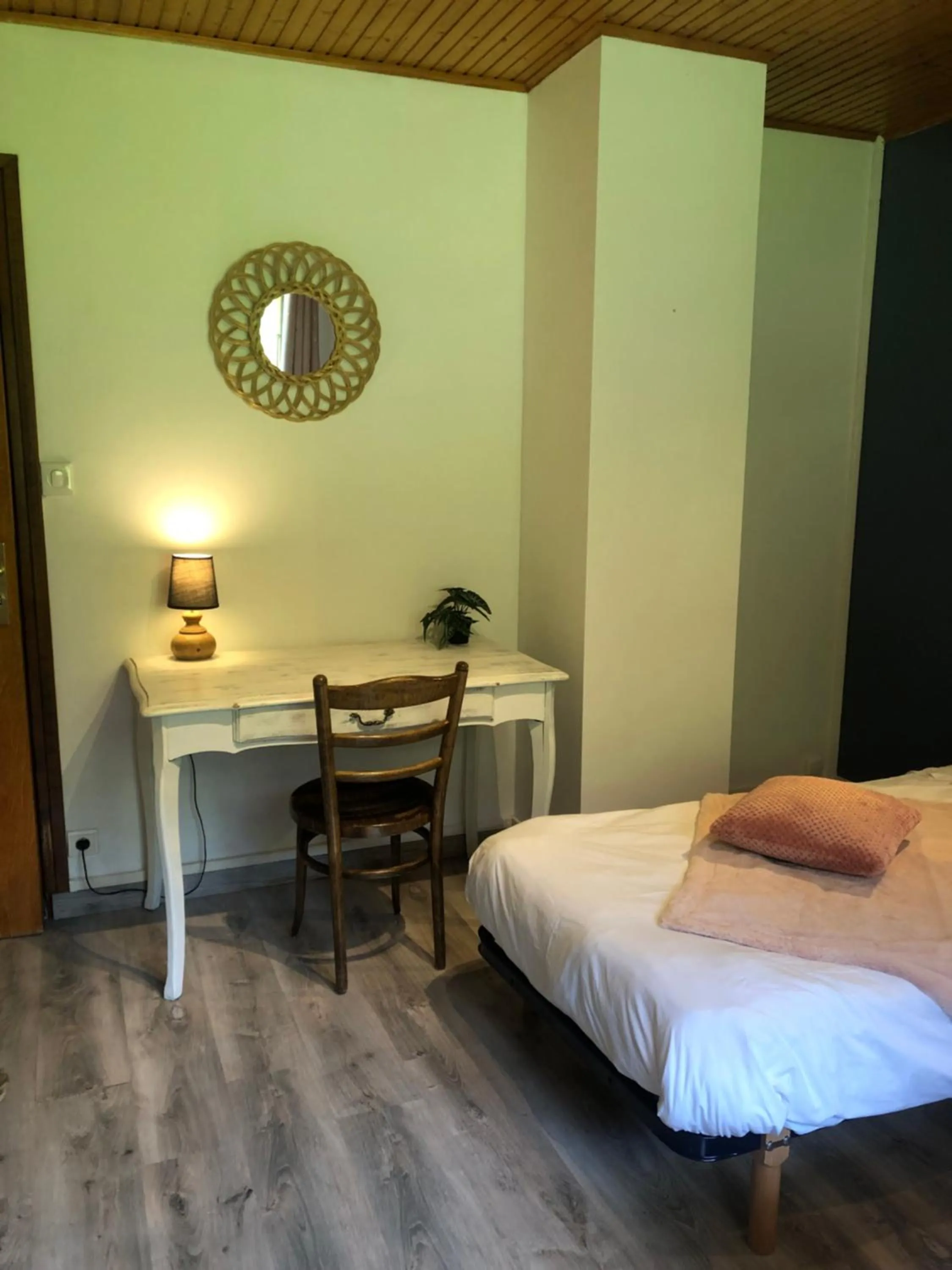 Bed in Hôtel la Kinkerne