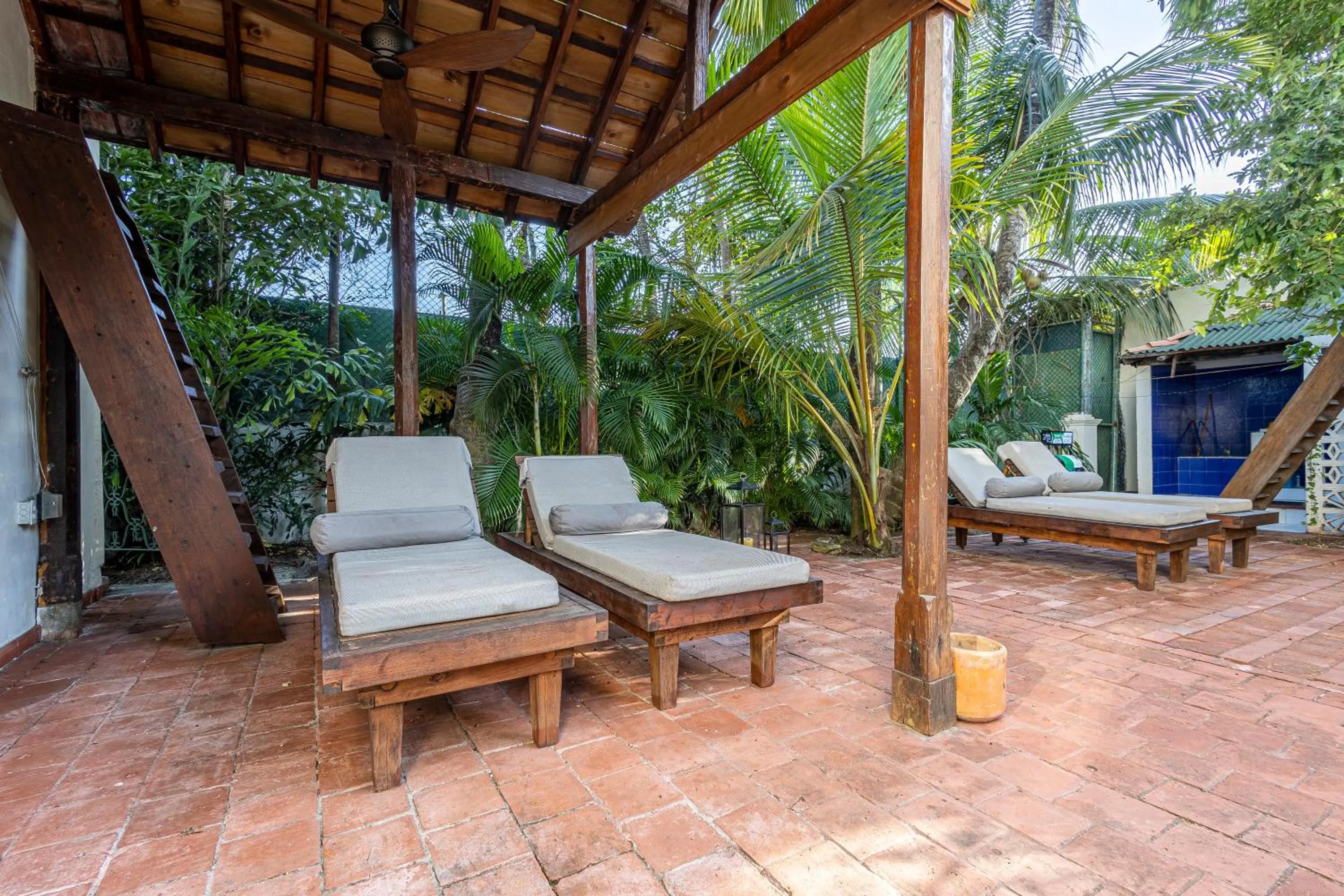 Pool view in Casa Real Del Cabrero by Soho