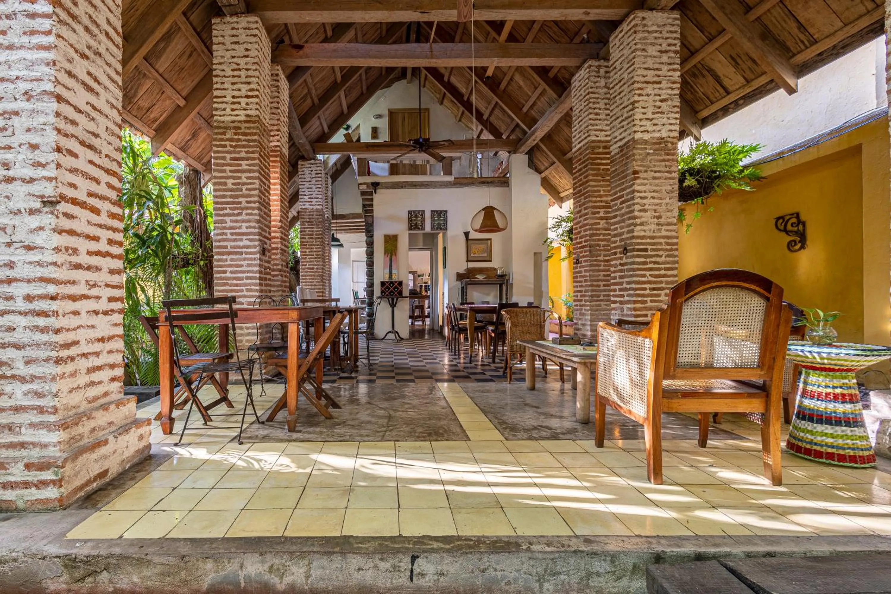 Patio in Casa Real Del Cabrero by Soho