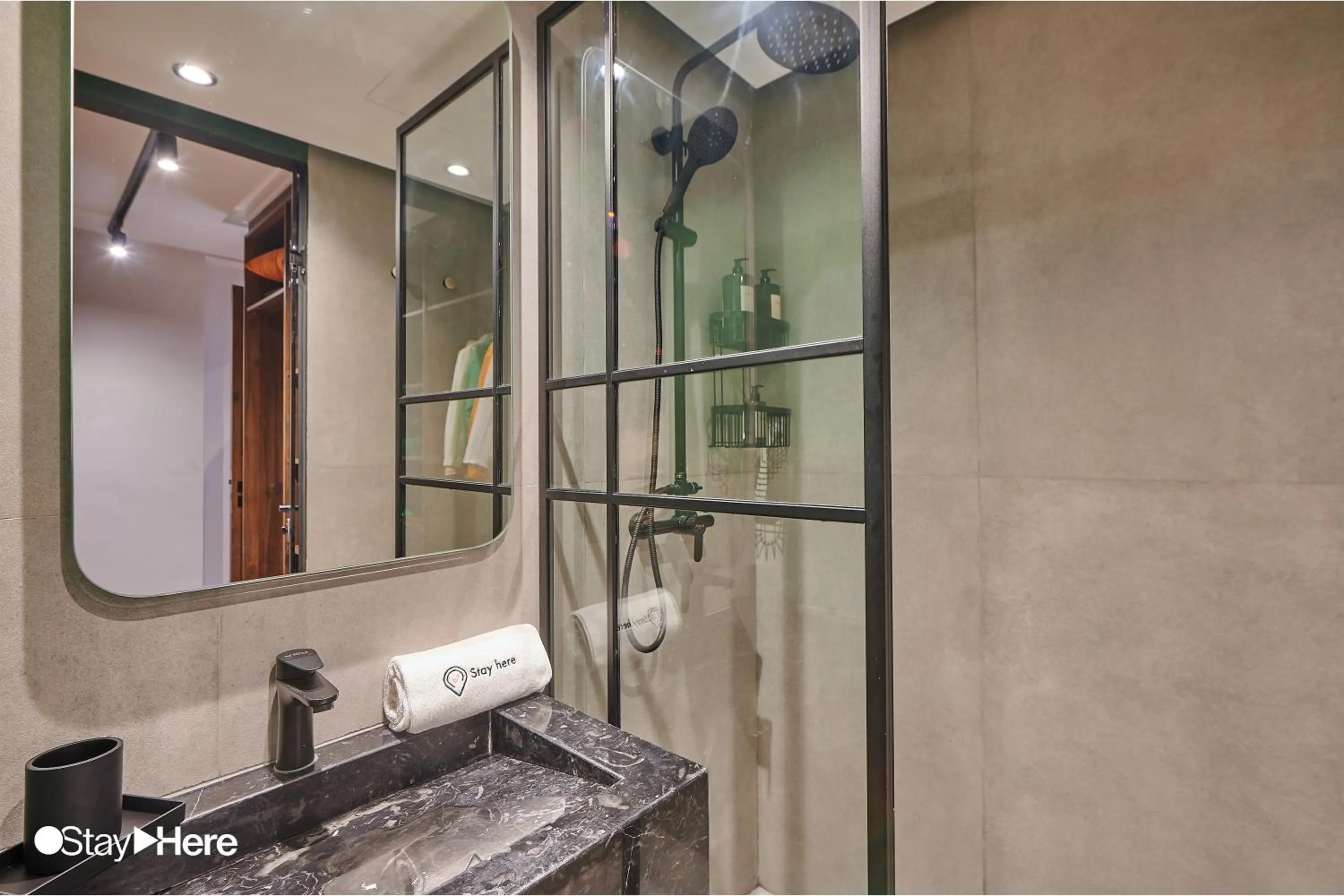 Bathroom in Stayhere Casablanca - CFC - Vibrant Residence