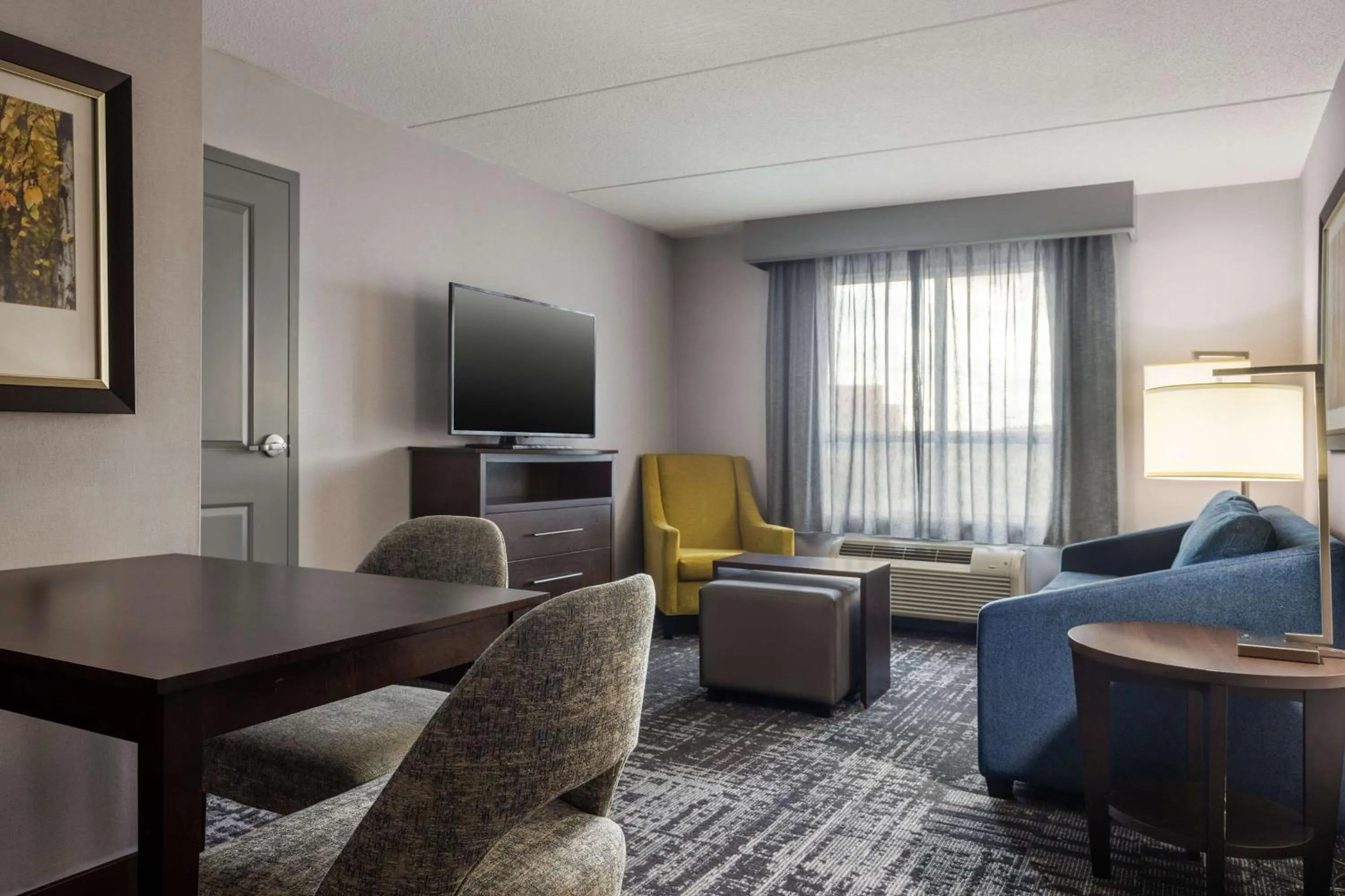 Living room in Homewood Suites by Hilton Waterloo/St. Jacobs