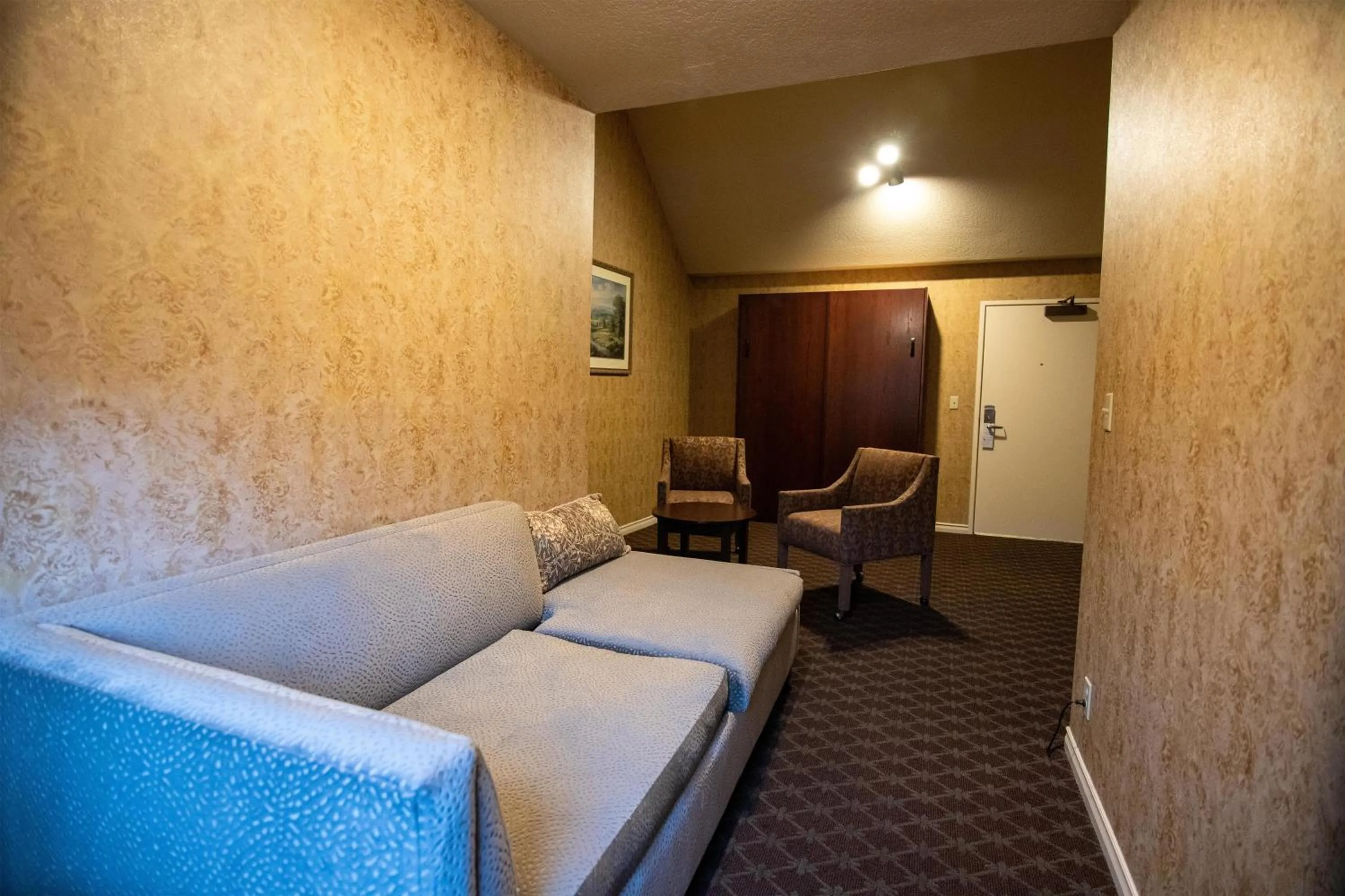 Bedroom in The Bard's Inn - BW Signature Collection by Best Western