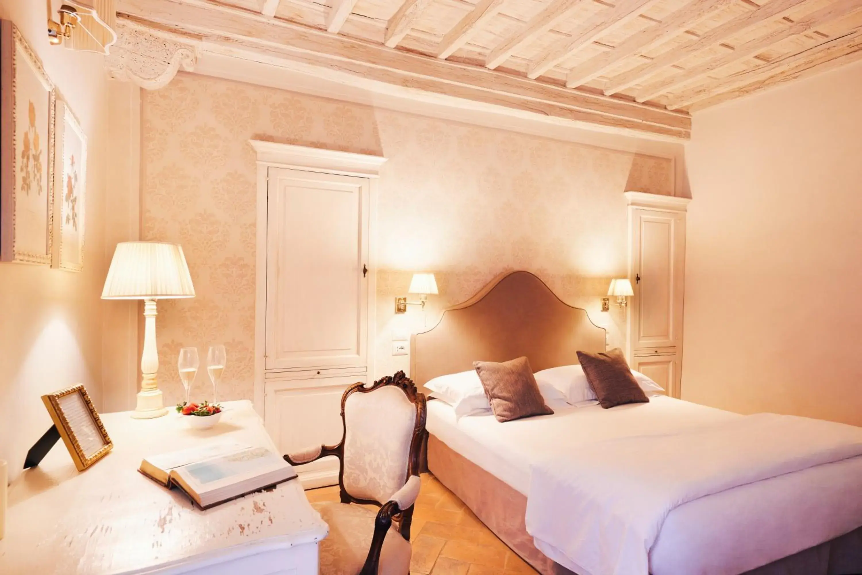 Double Room in La Corte Di Ambra Double Room in La Corte Di Ambra