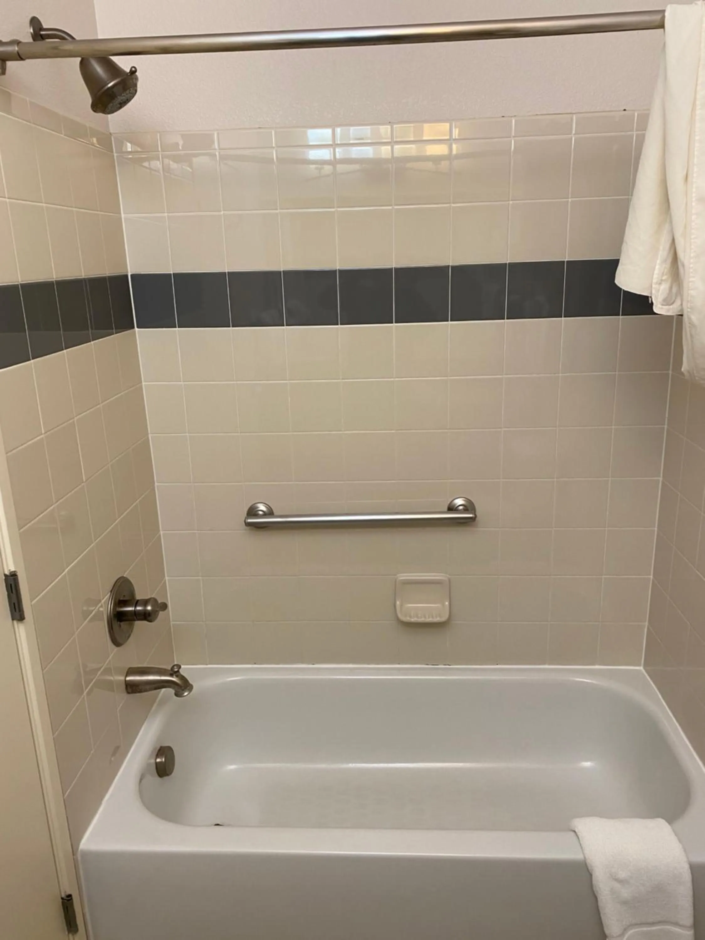 Bathroom in A Riverside Inn Travelodge by Wyndham