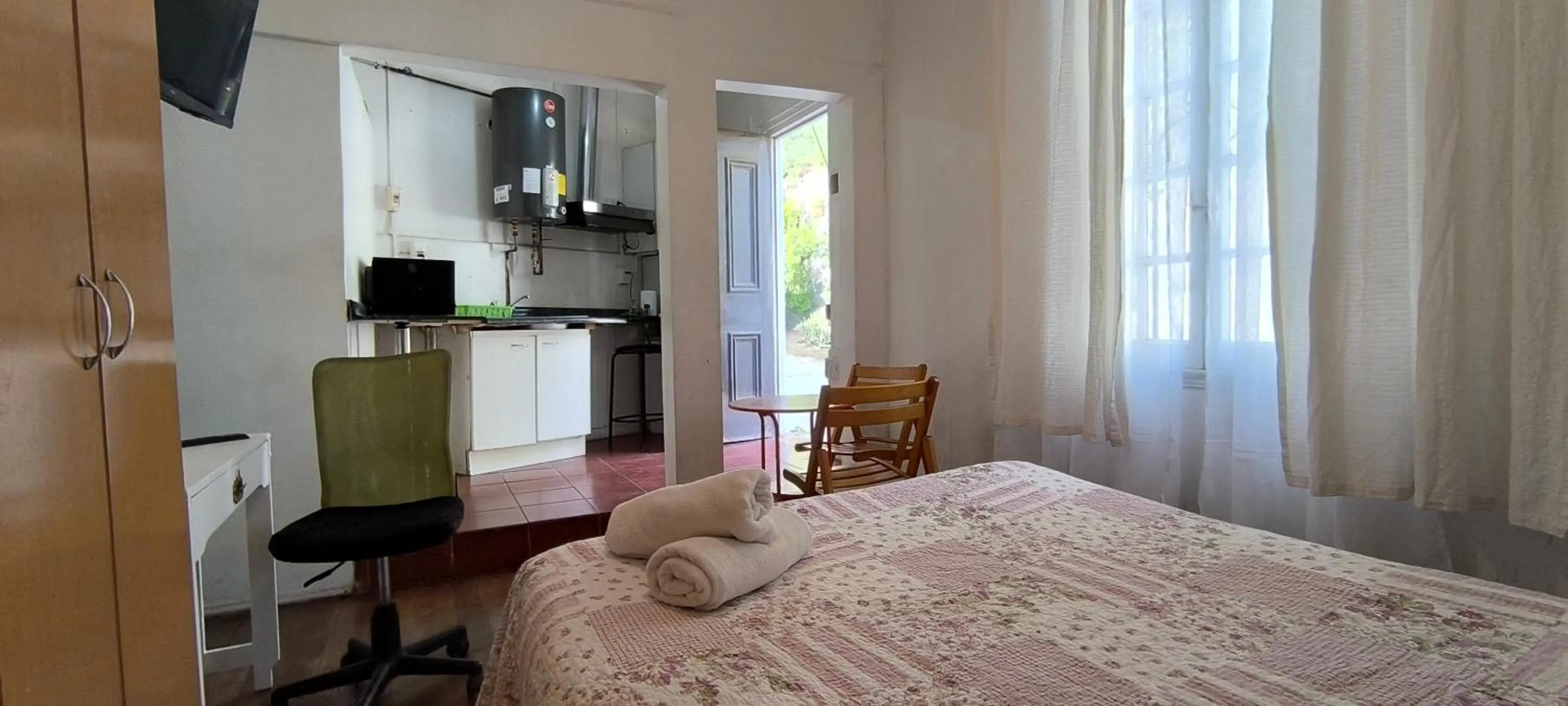 Bed in Comarca Valparaíso