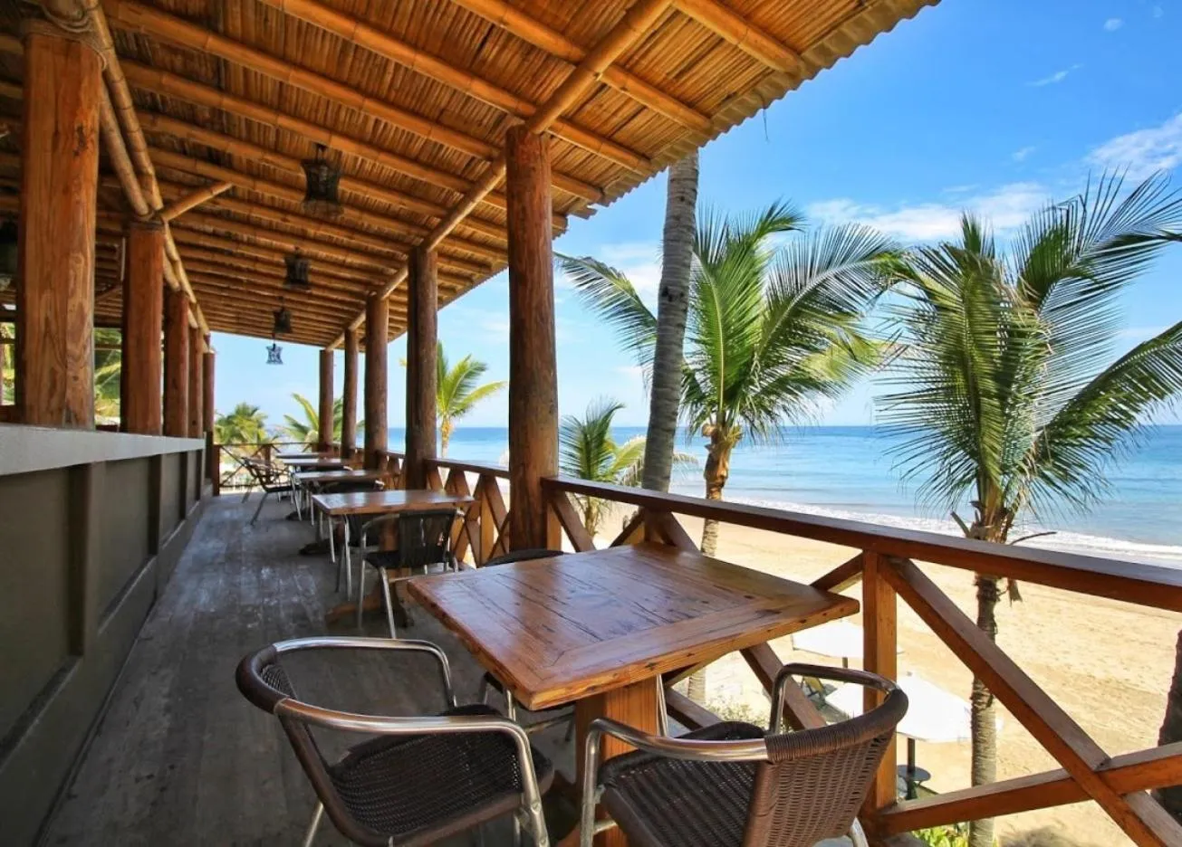 Restaurant/places to eat in Mancora Beach Hotel