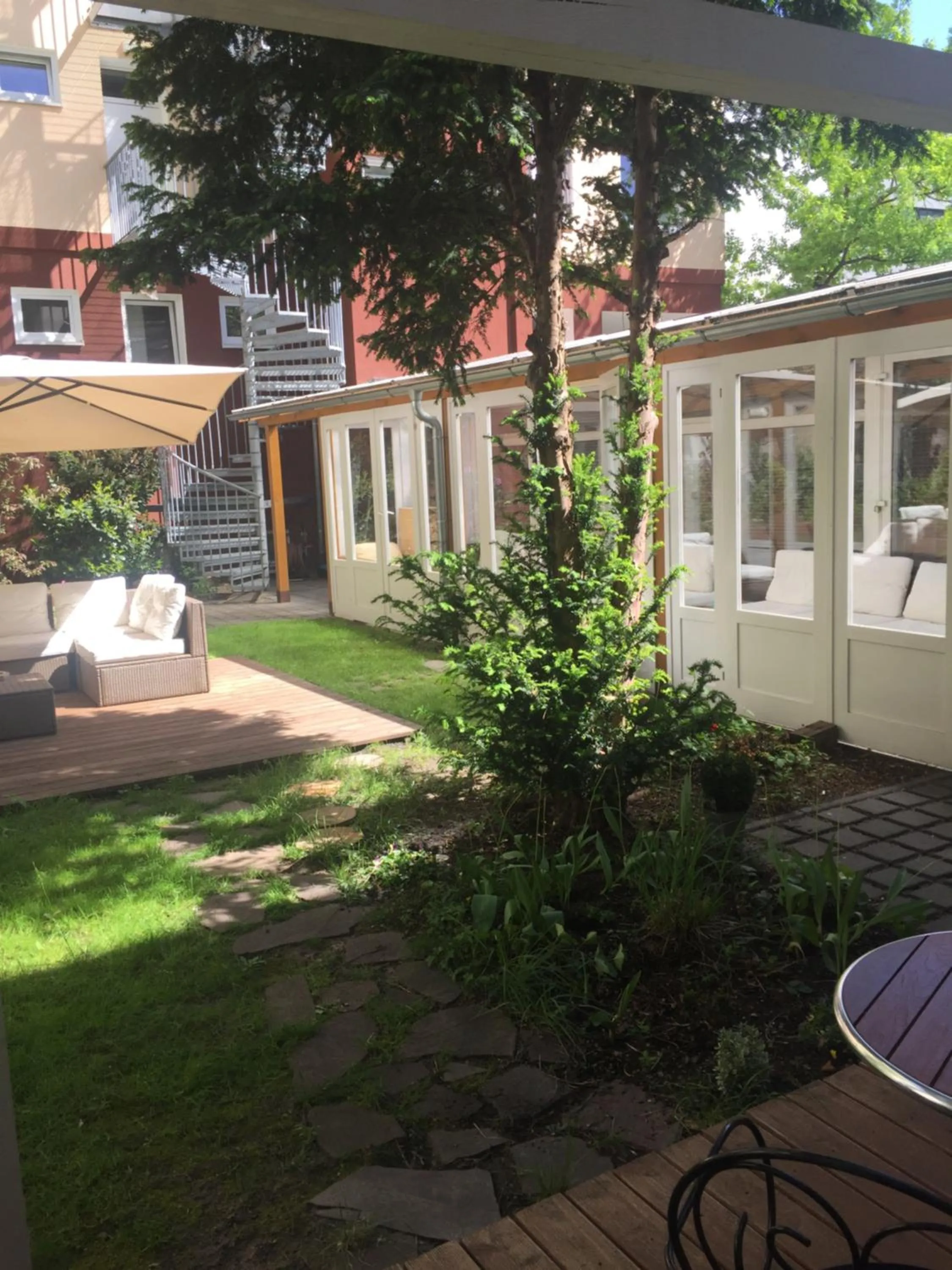 Garden in Apple City Hotel