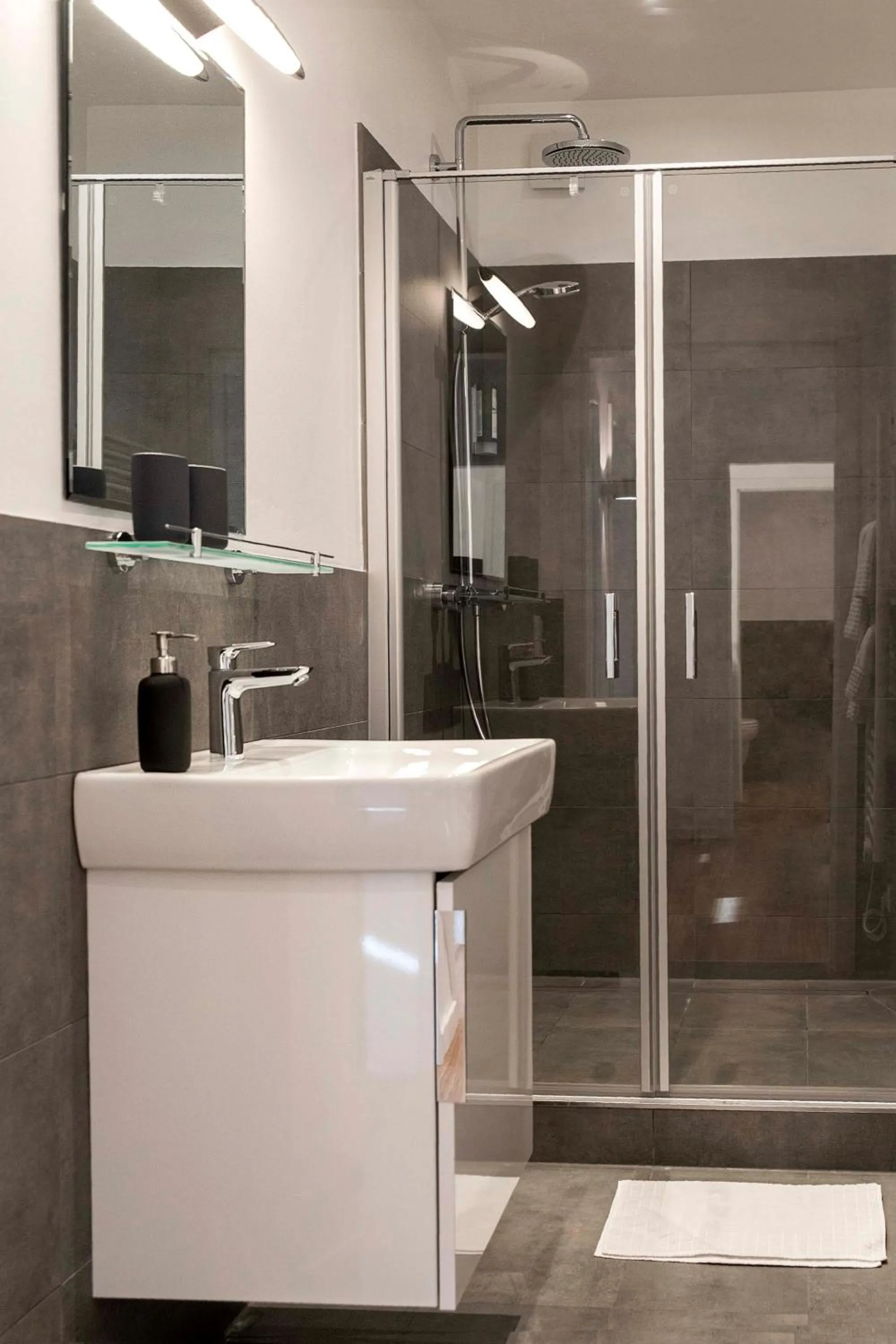 Luxx City Apartments