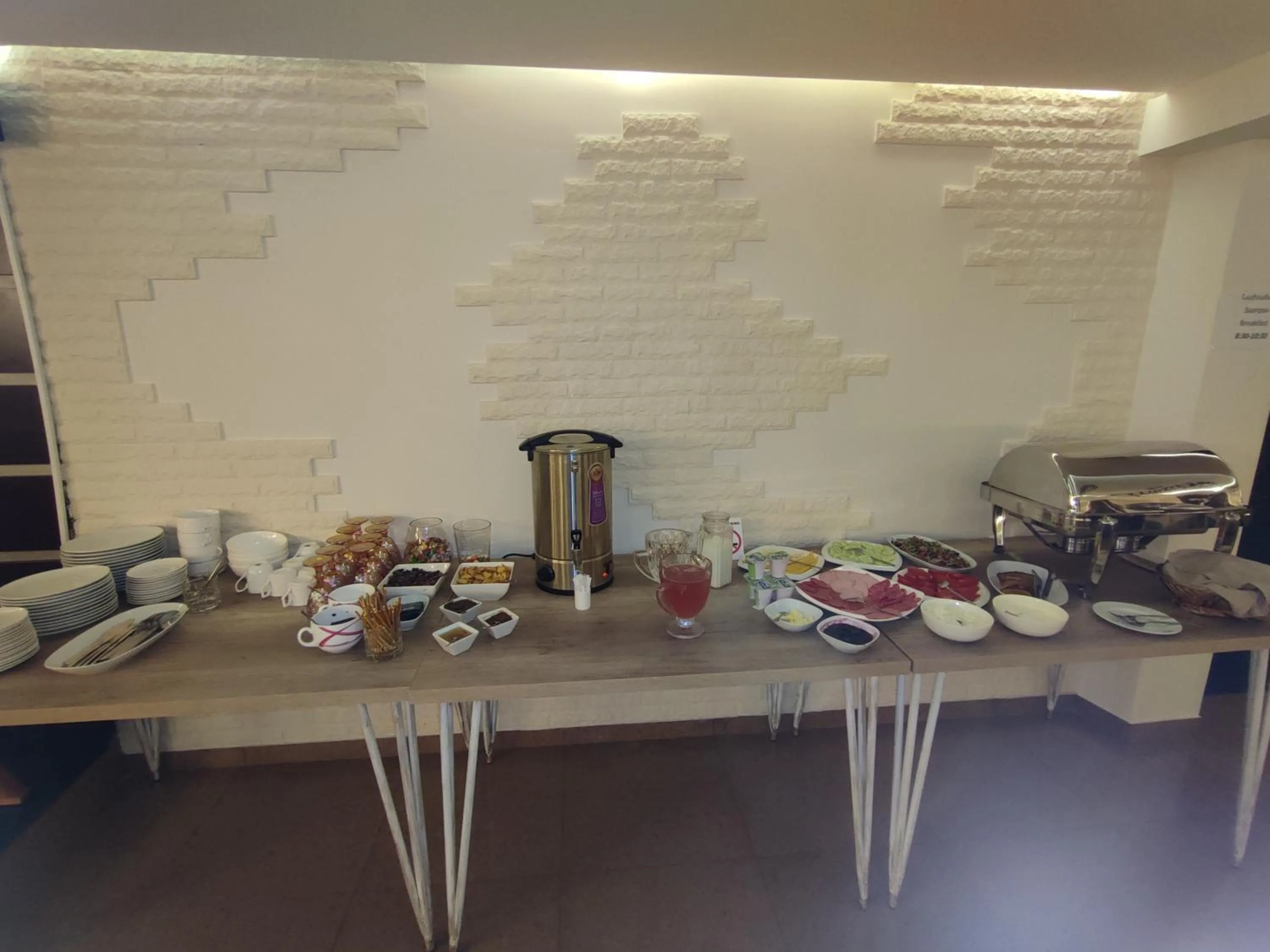 Breakfast in DeLin Hotel And Tours