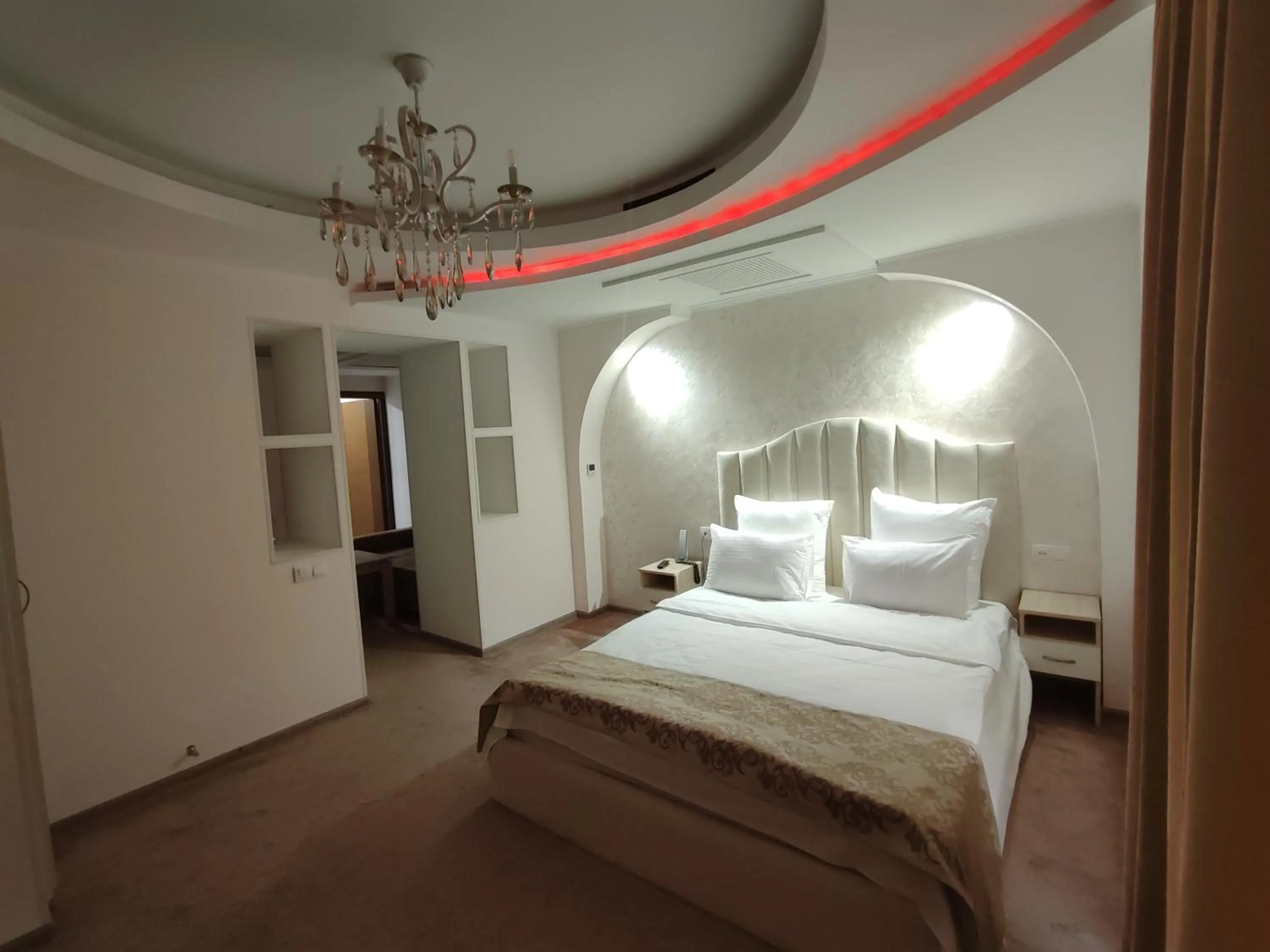 Bedroom, Bed in DeLin Hotel And Tours