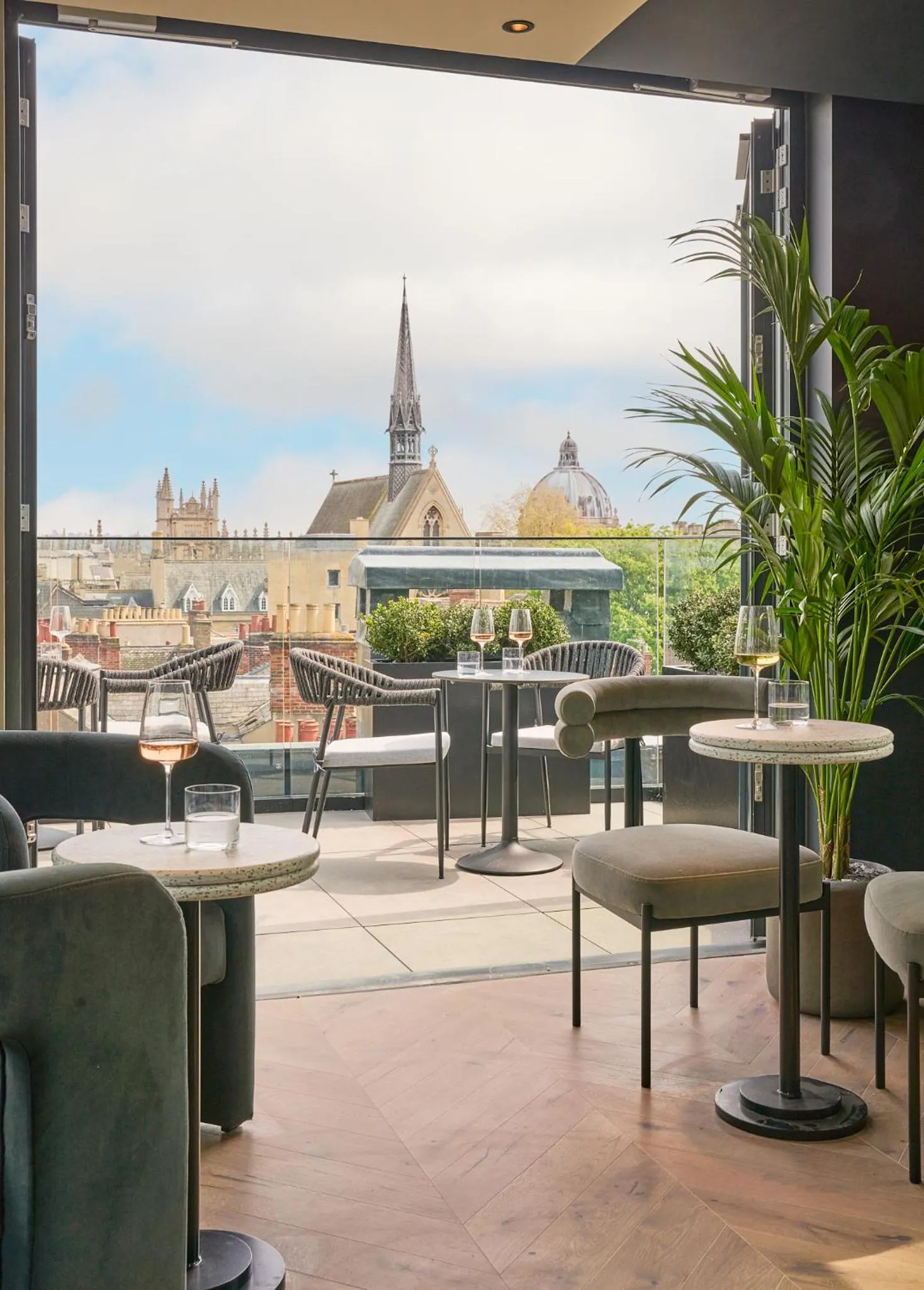 Restaurant/places to eat in The Store