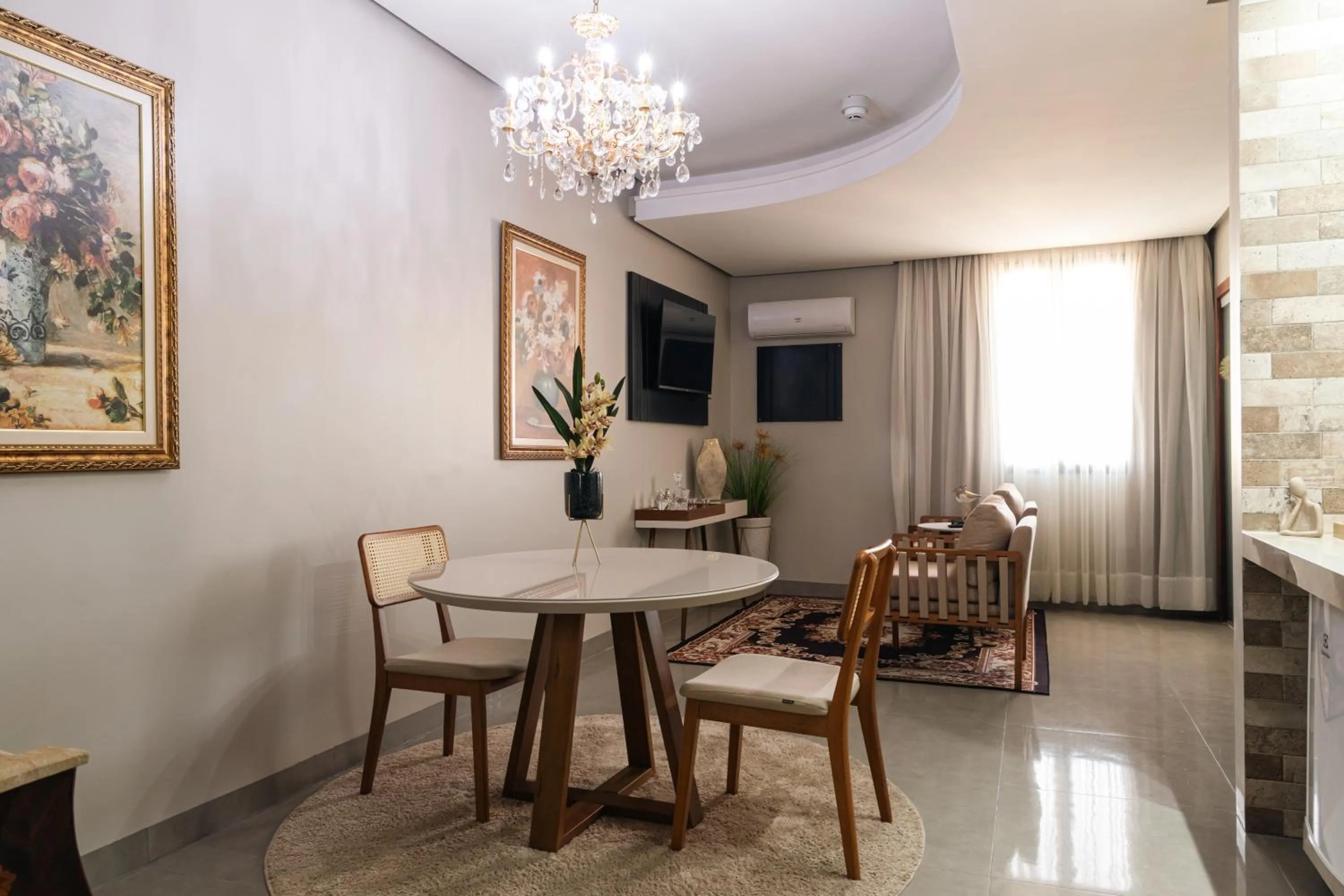 TV and multimedia in Hotel Dan Inn Uberlandia By Nacional Inn