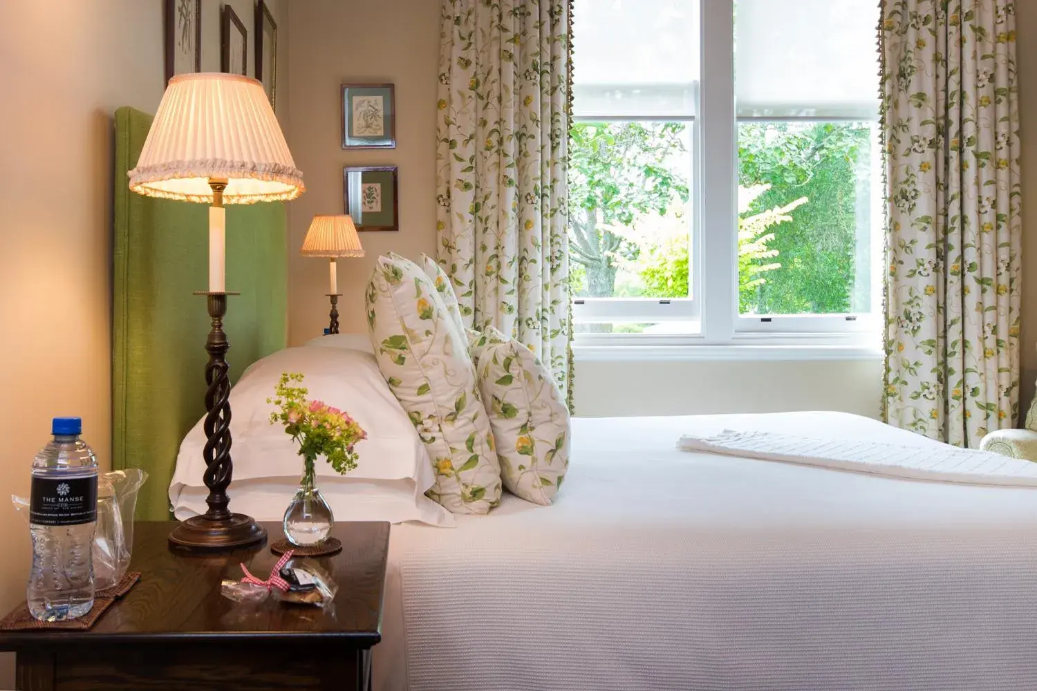 Deluxe King Room in The Manse Deluxe King Room in The Manse